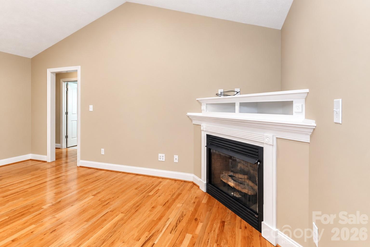 115 Seven Springs Loop Property Photo 14