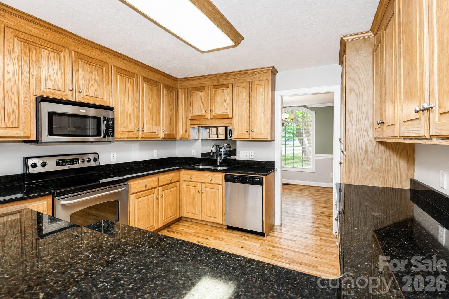 115 Seven Springs Loop Property Photo 19