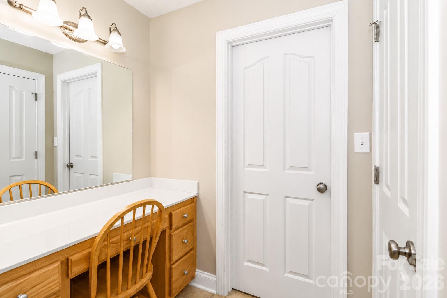 115 Seven Springs Loop Property Photo 27