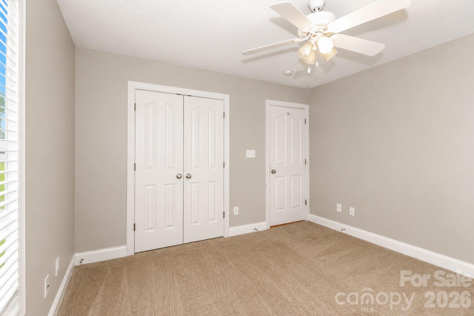 115 Seven Springs Loop Property Photo 31