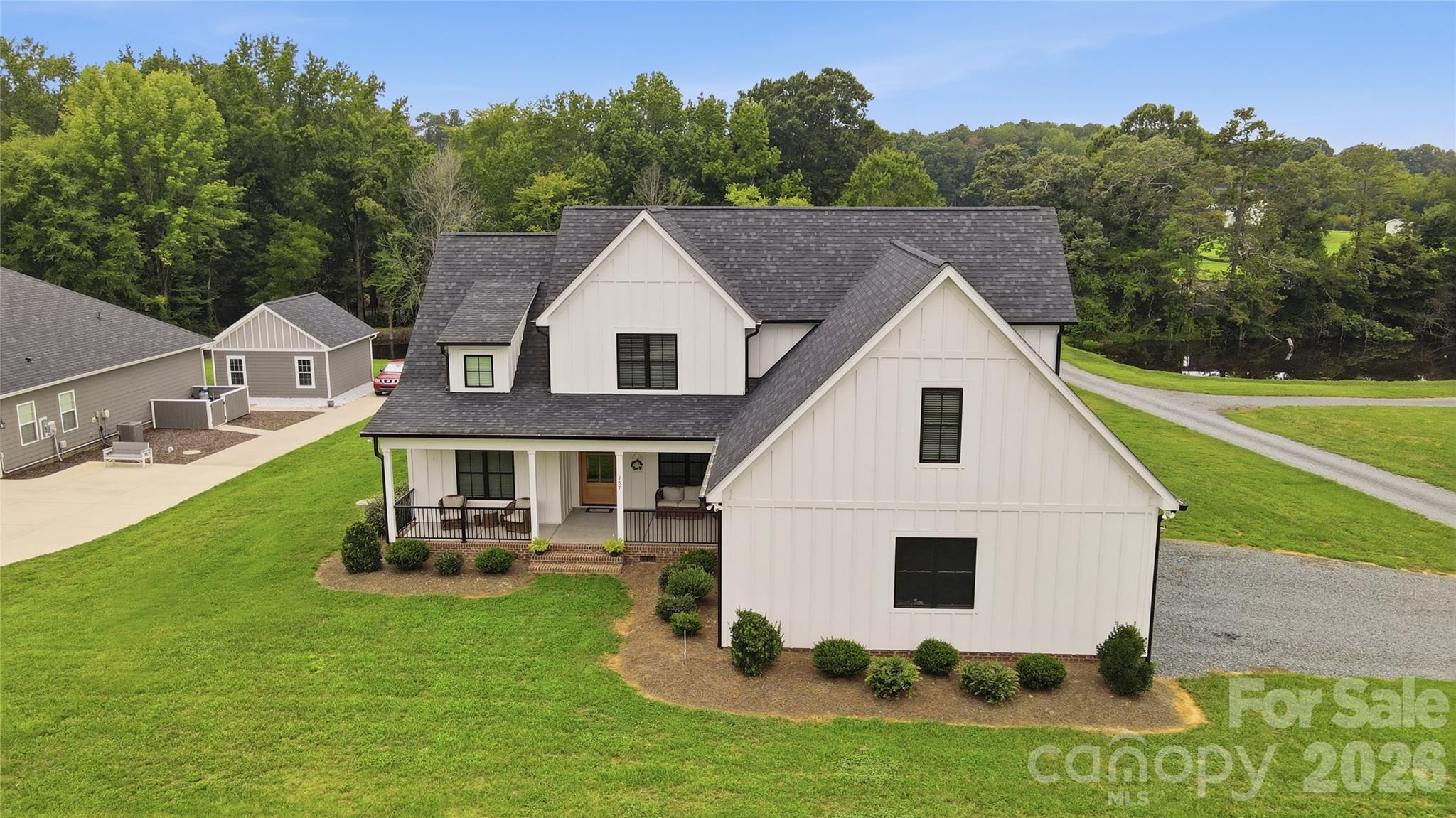 257 Glenwood Drive Property Photo 1