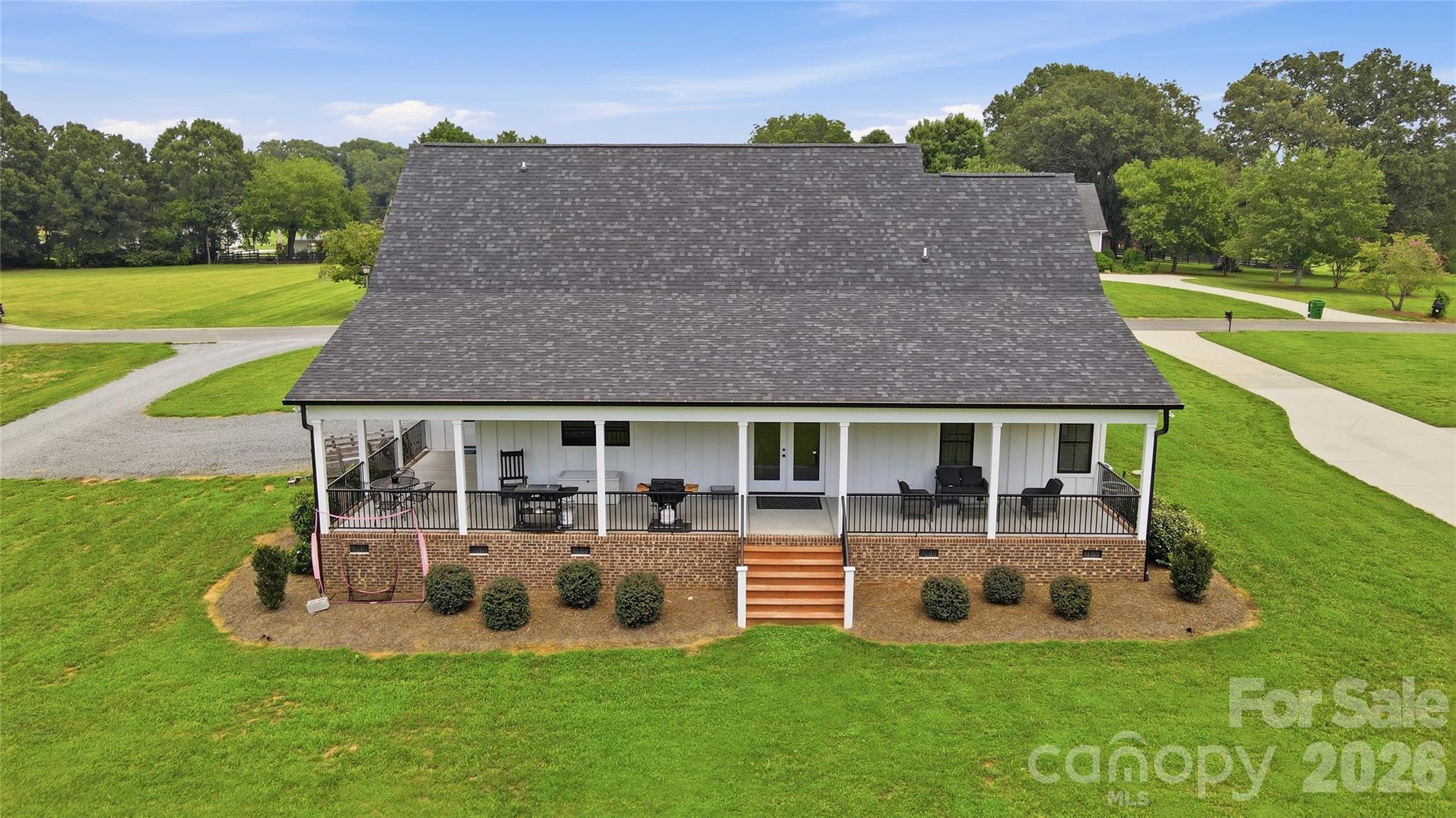 257 Glenwood Drive Property Photo 5