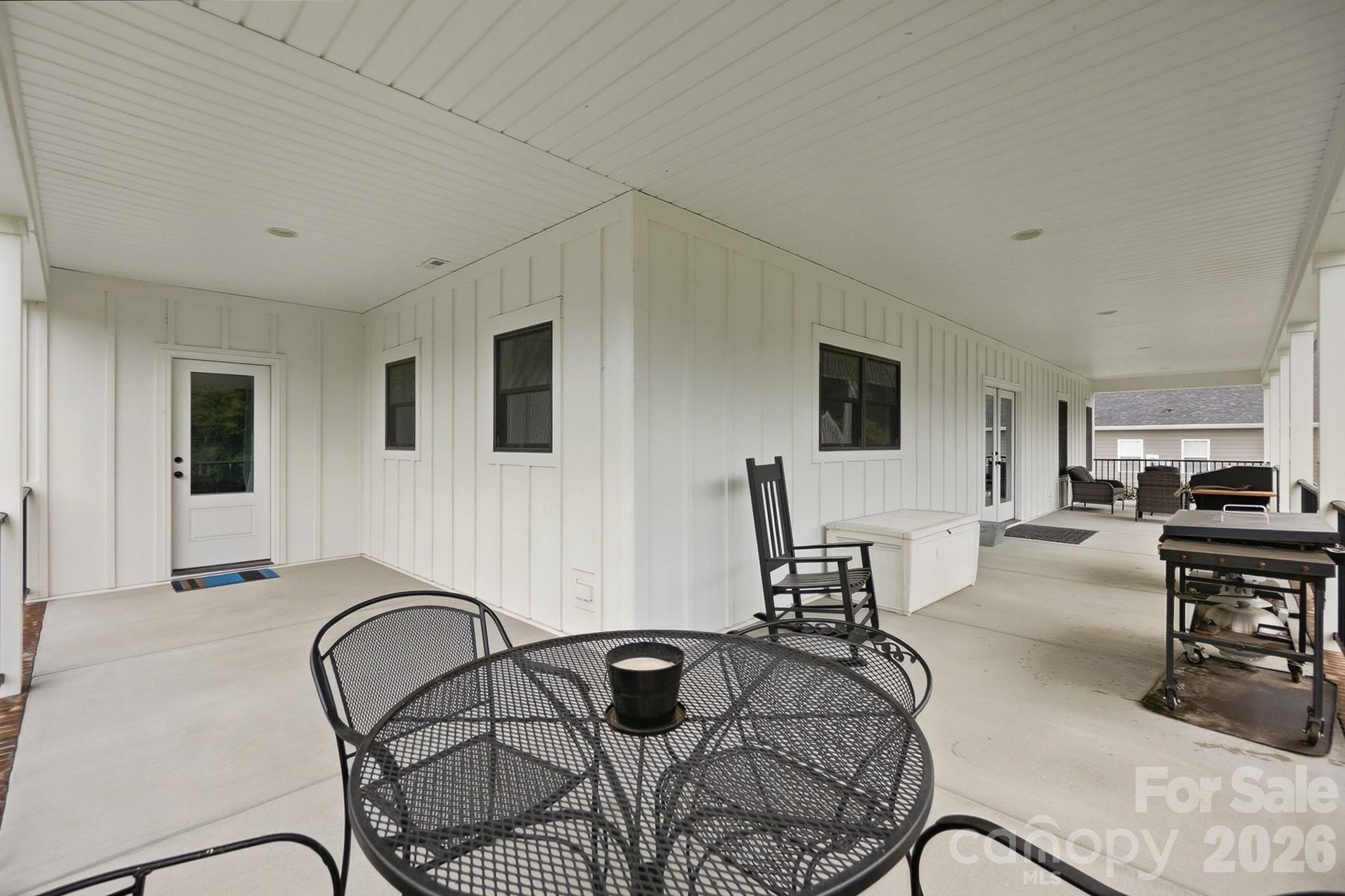 257 Glenwood Drive Property Photo 41