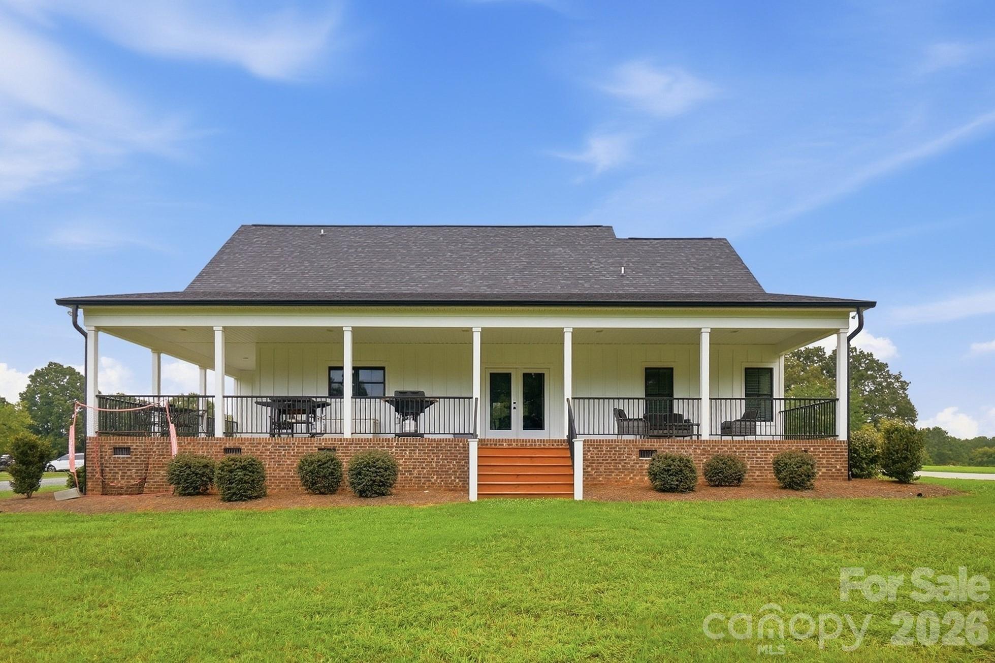 257 Glenwood Drive Property Photo 43