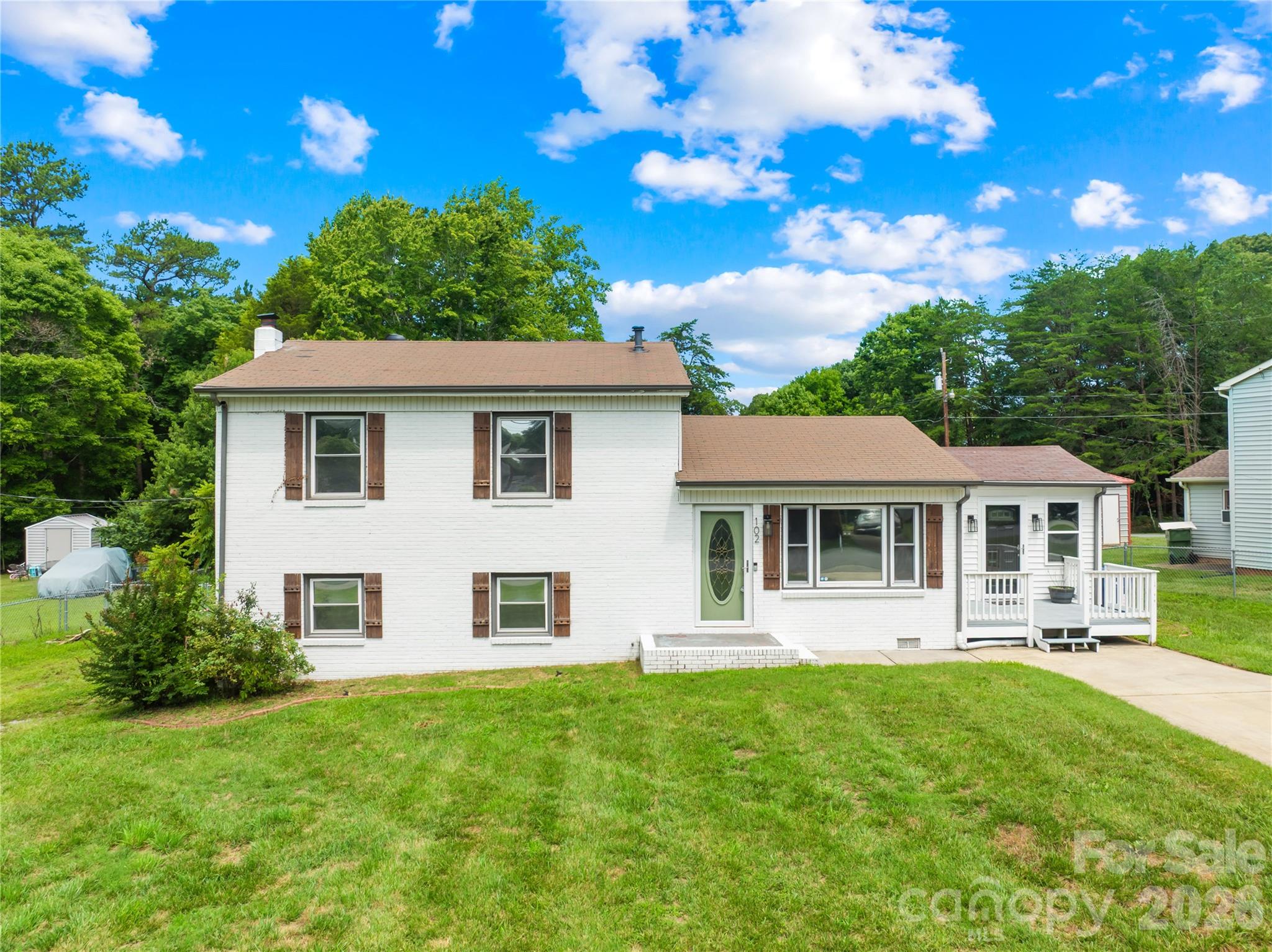 102 Wingate Drive Property Photo 2