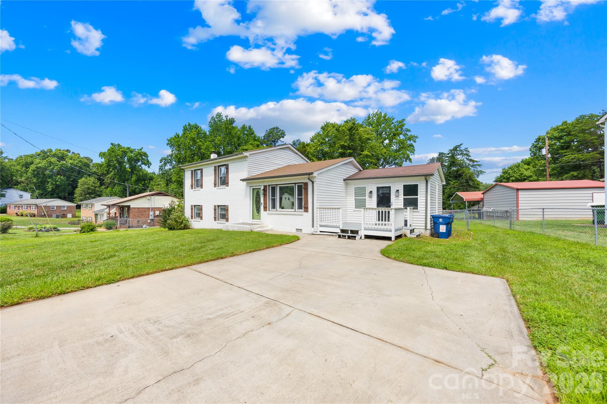 102 Wingate Drive Property Photo 4