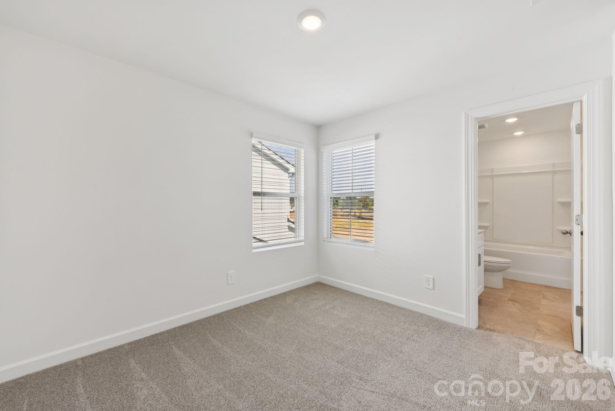 9004 Foggy Brook Loop Property Photo 7