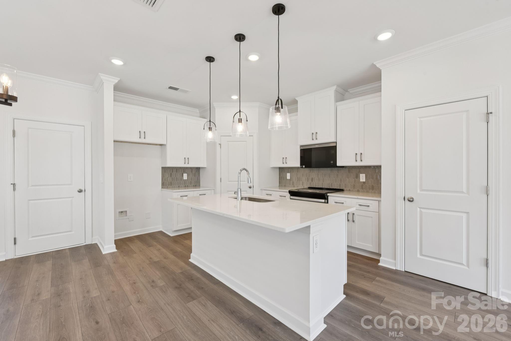 9004 Foggy Brook Loop Property Photo 11