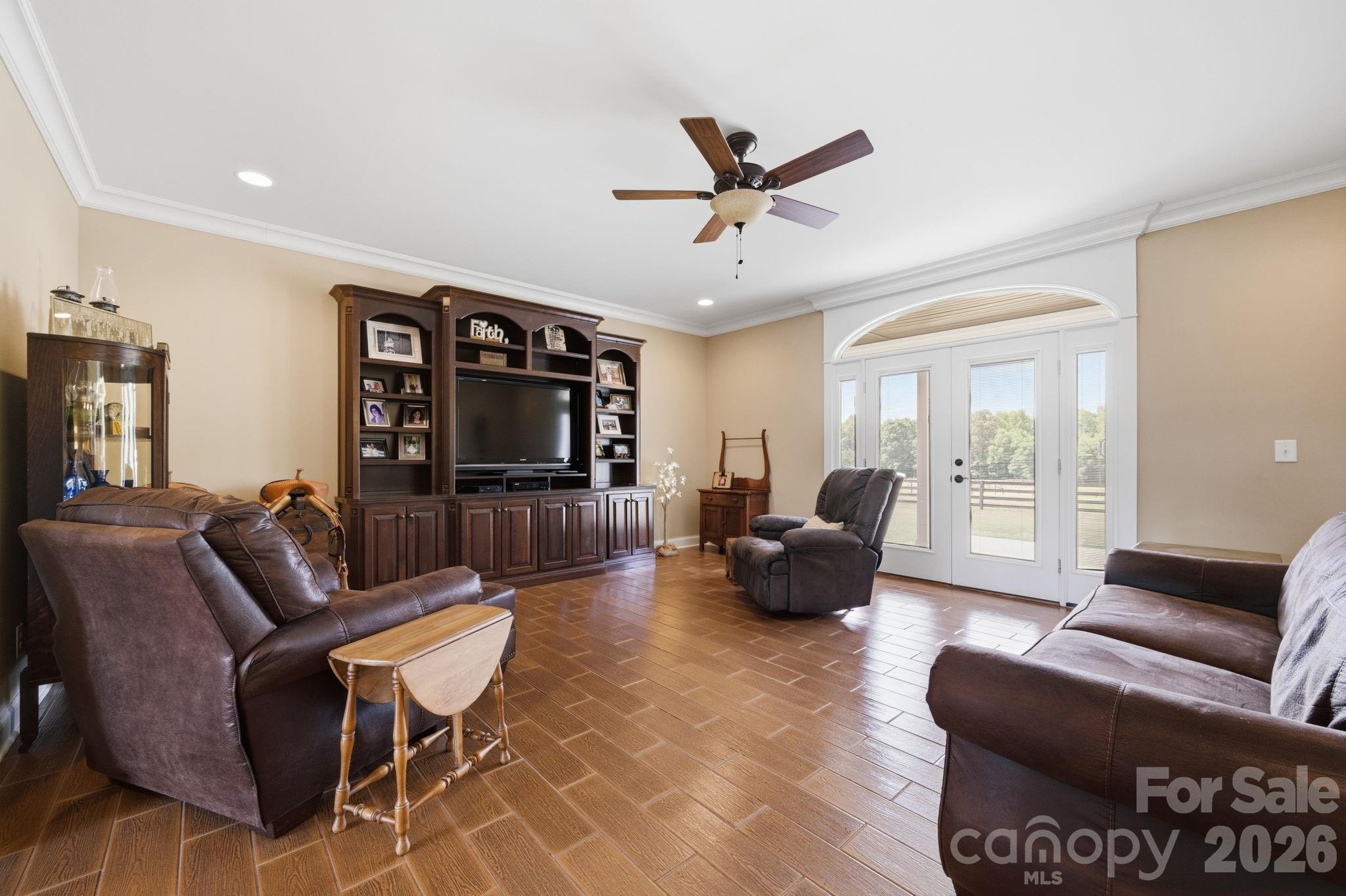 212 Scism Road Property Photo 10