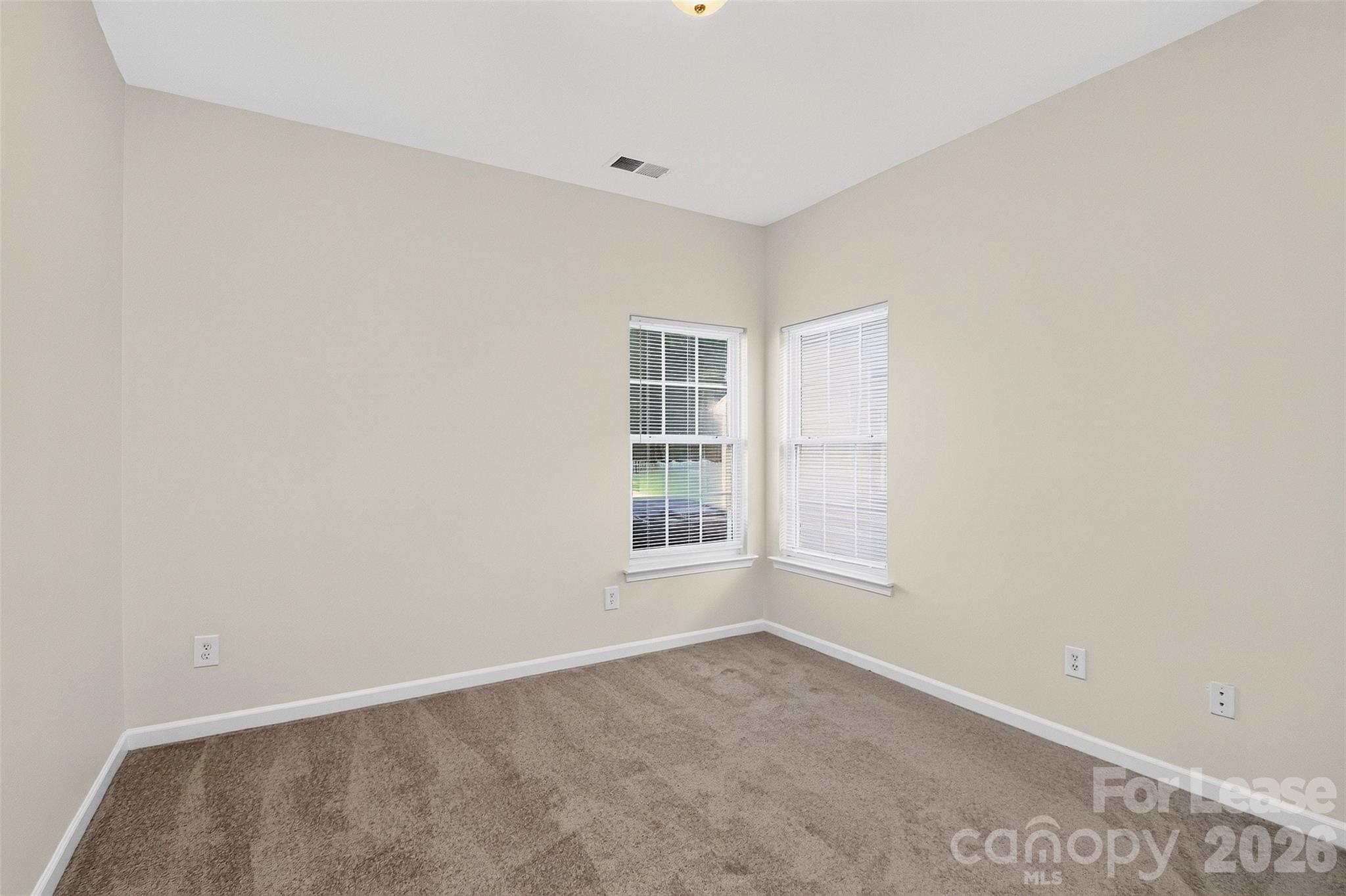 3003 Moonstone Lane Property Photo 8