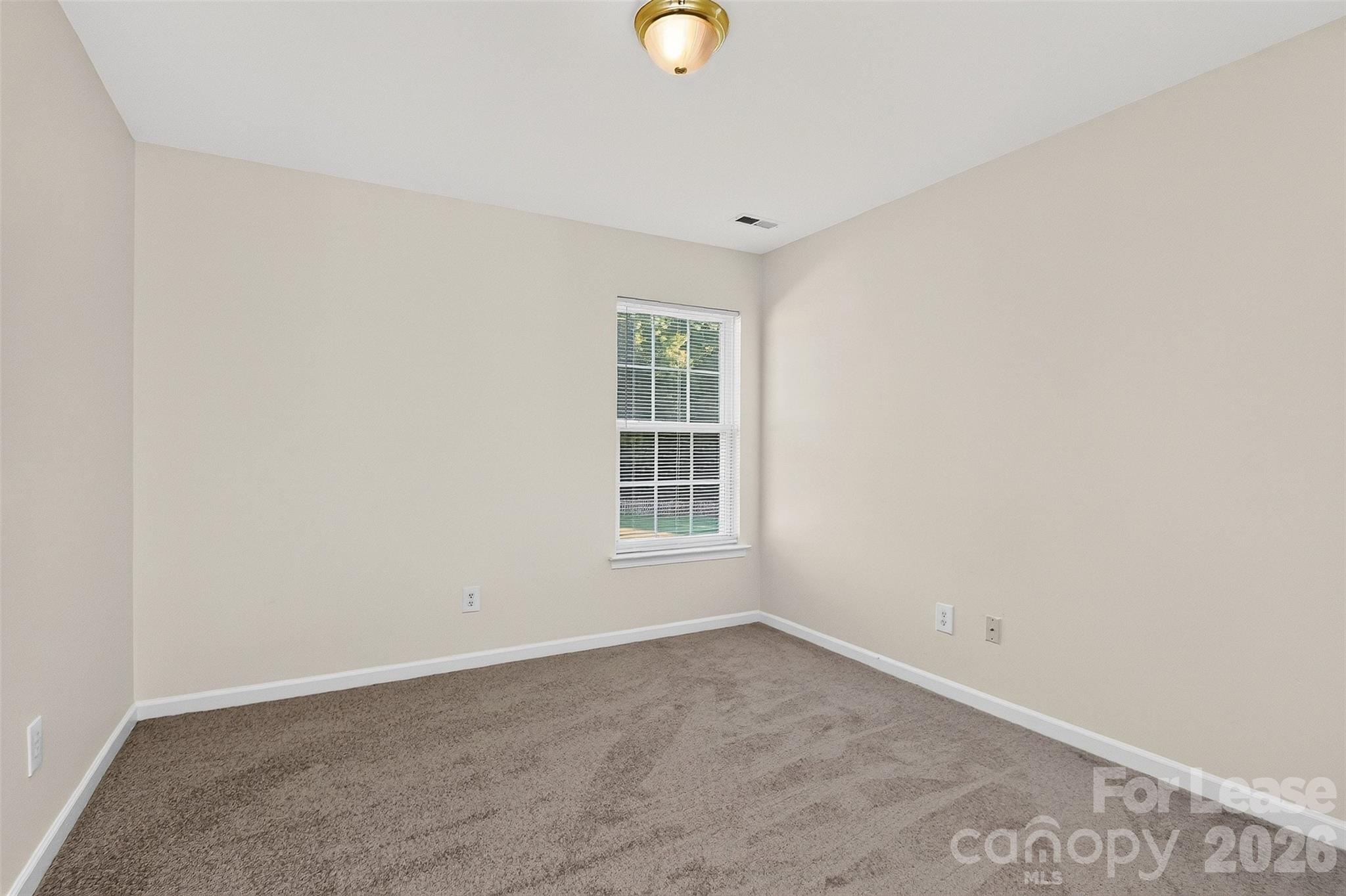 3003 Moonstone Lane Property Photo 13