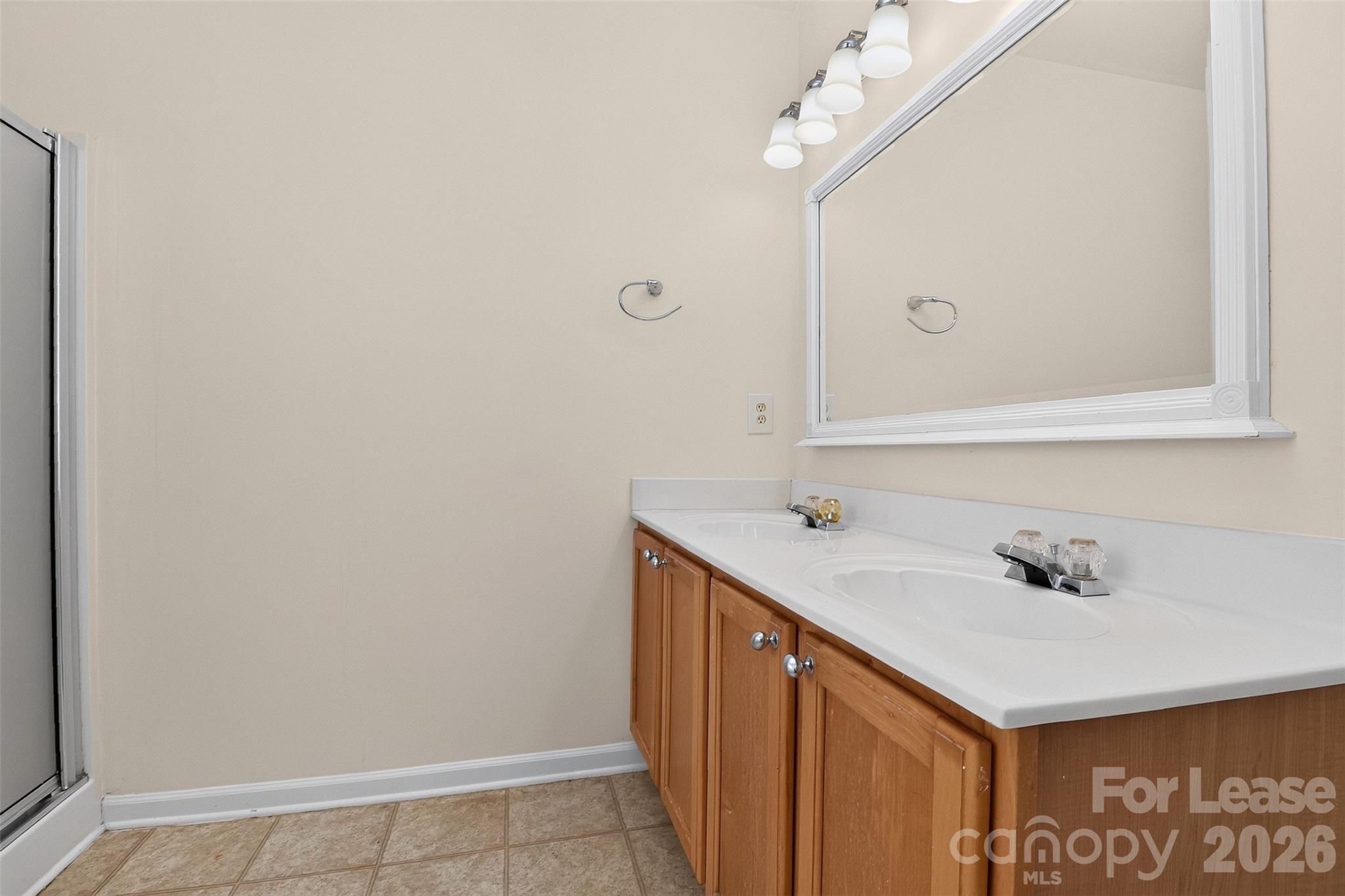 3003 Moonstone Lane Property Photo 18
