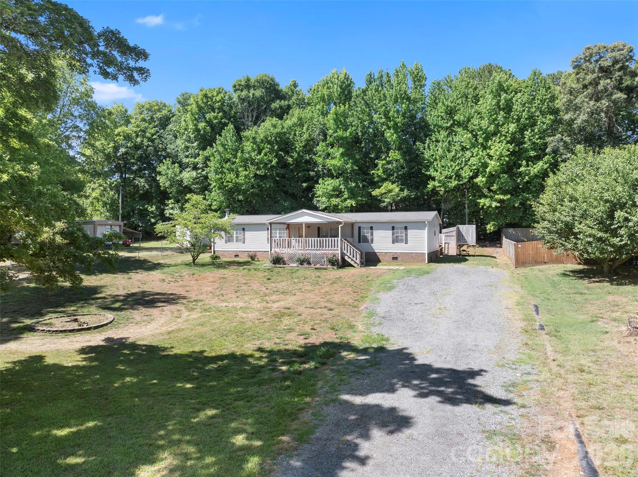 199 Sable Lane Property Photo 2