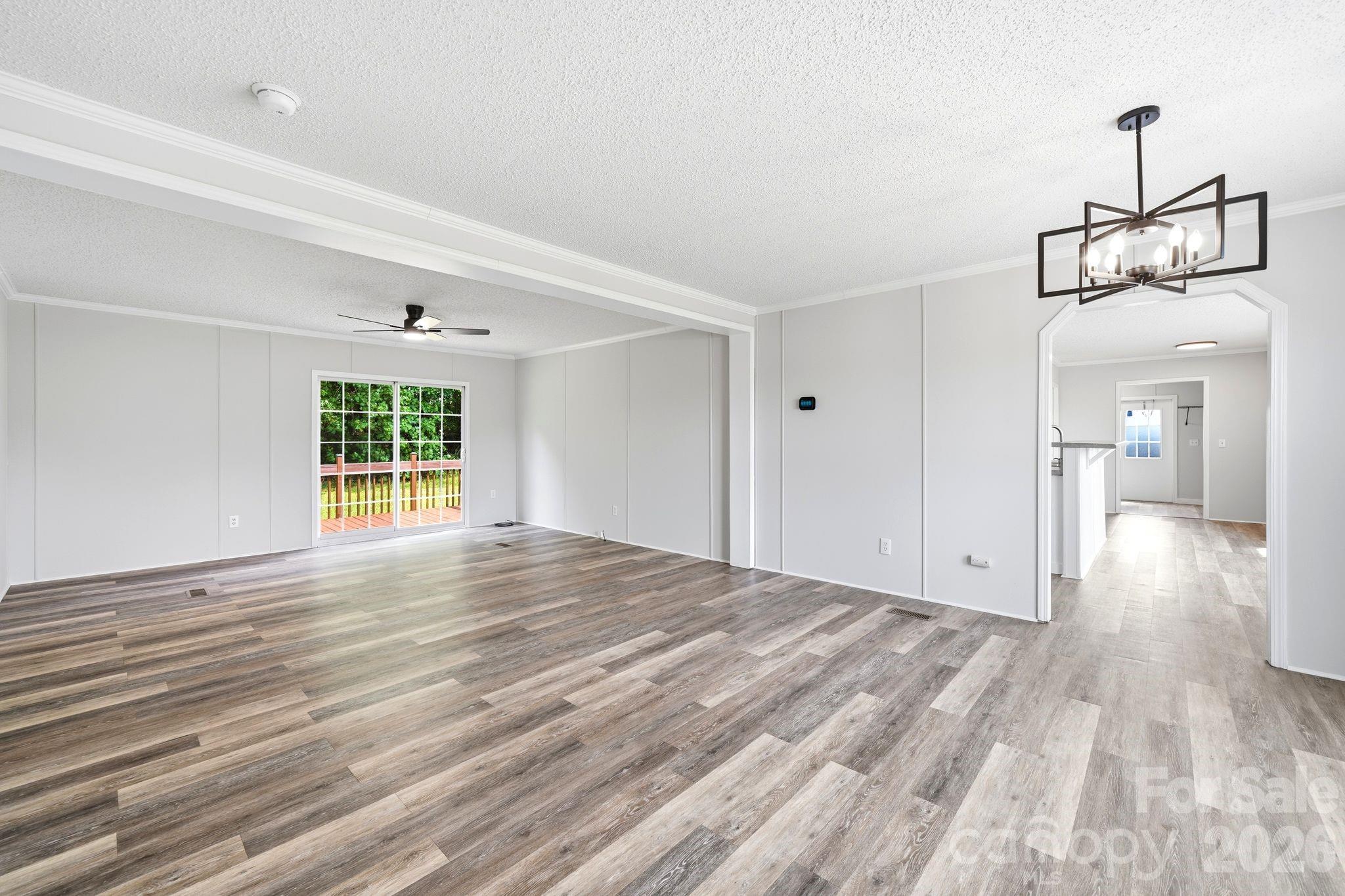 1006 Canada Drive Property Photo 4