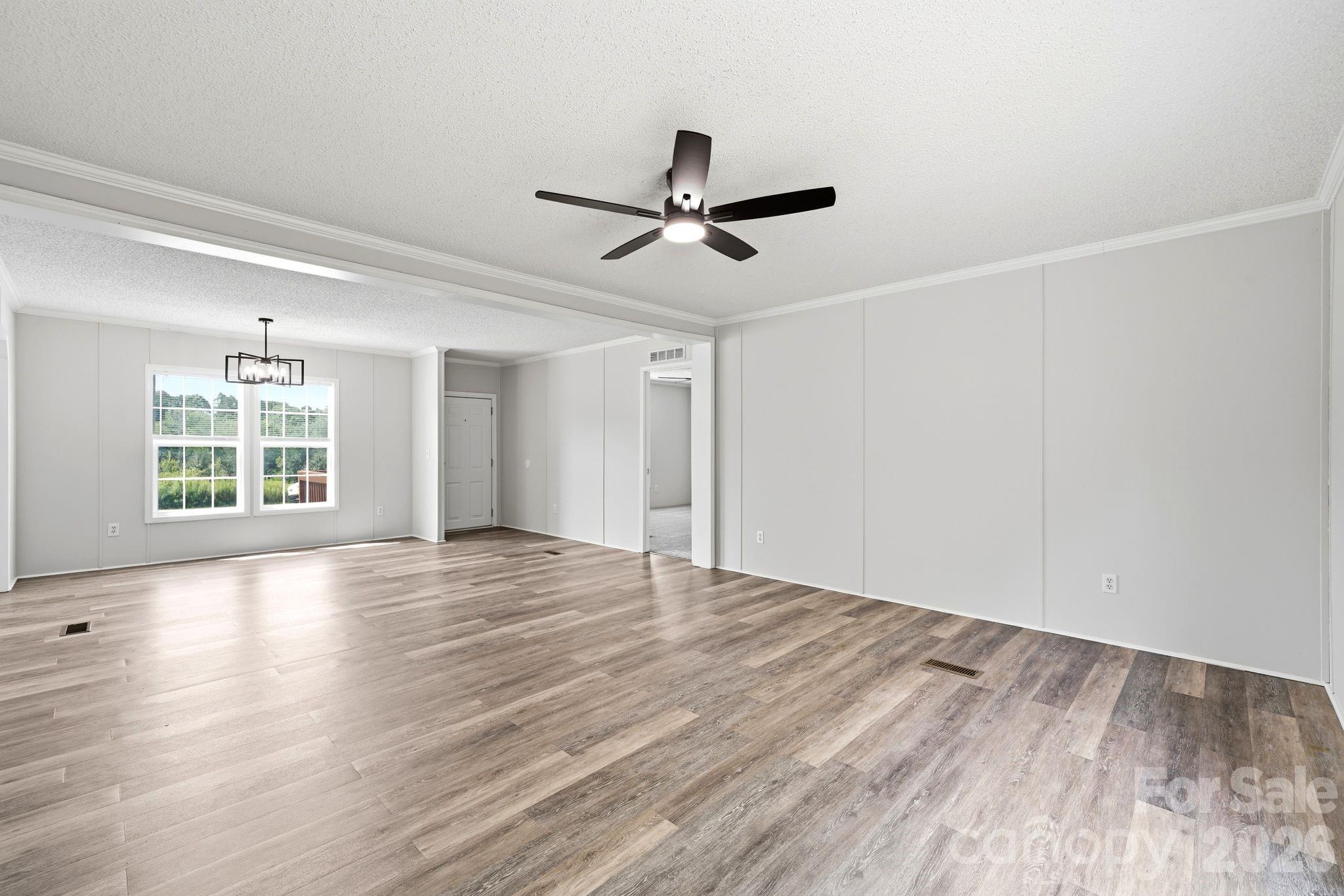 1006 Canada Drive Property Photo 6