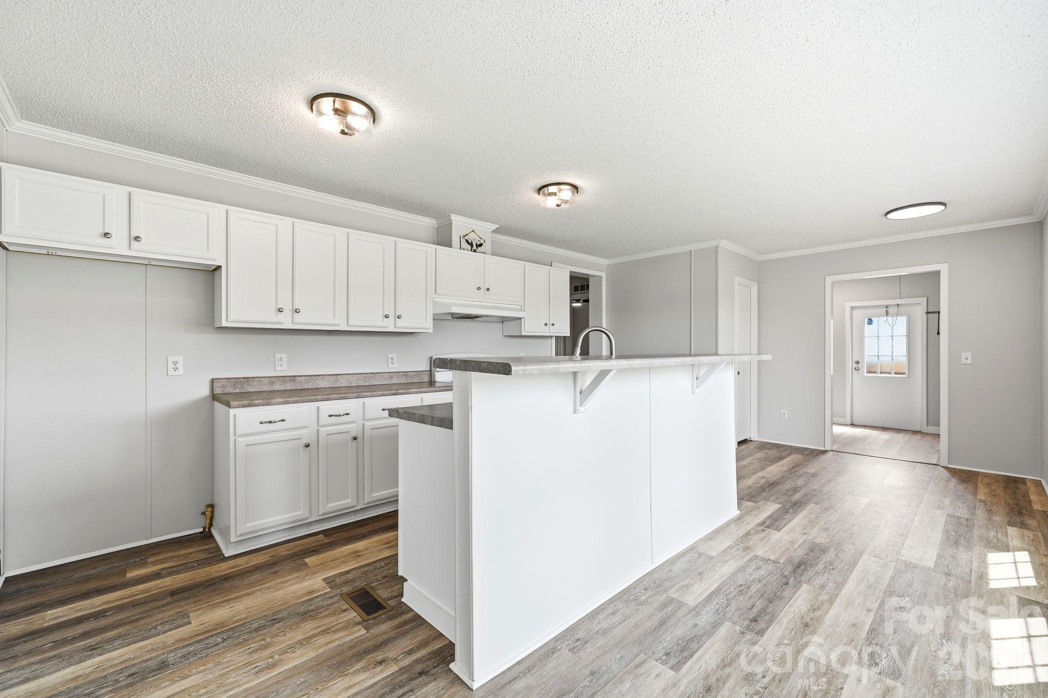 1006 Canada Drive Property Photo 11