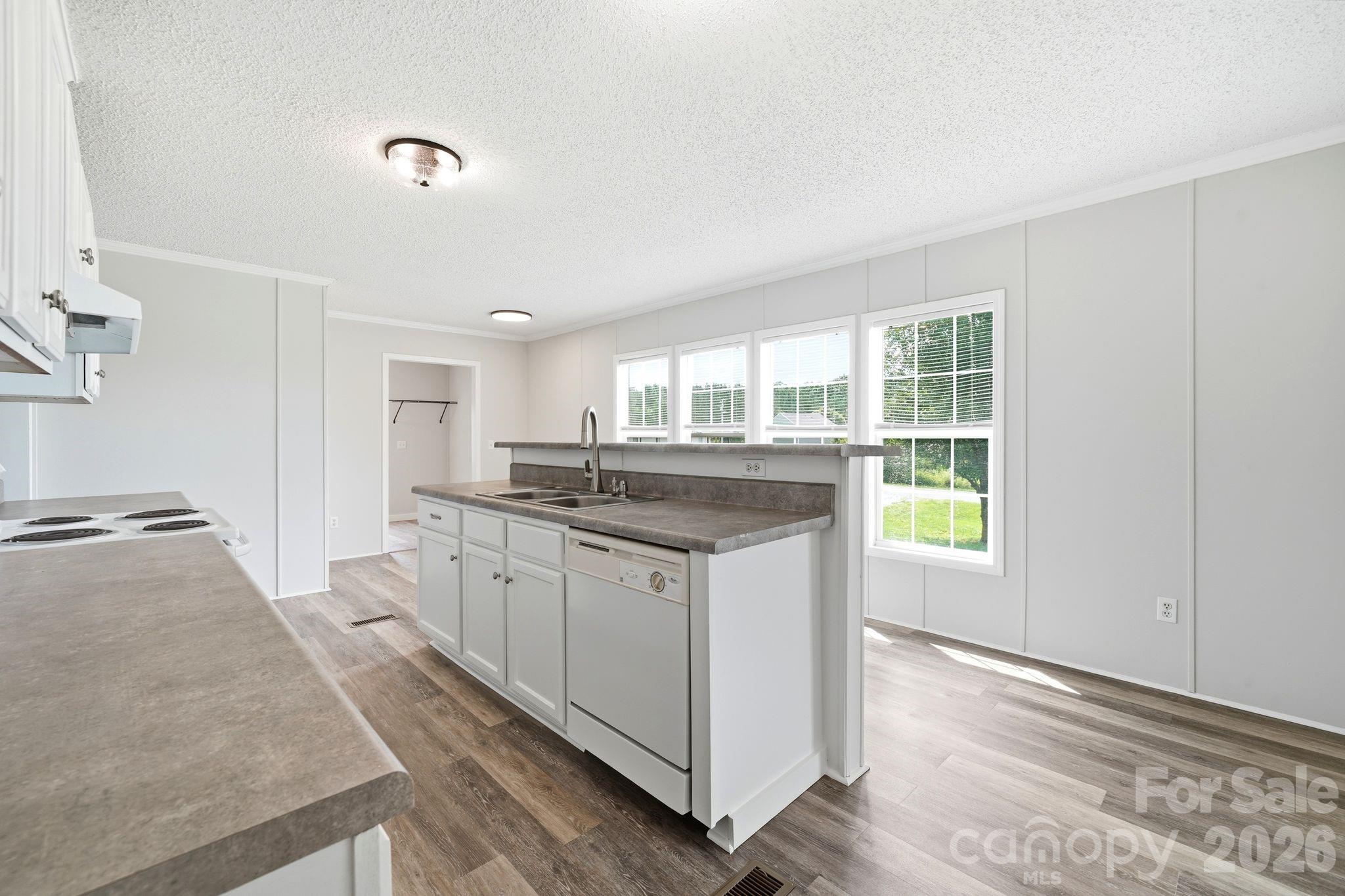 1006 Canada Drive Property Photo 12