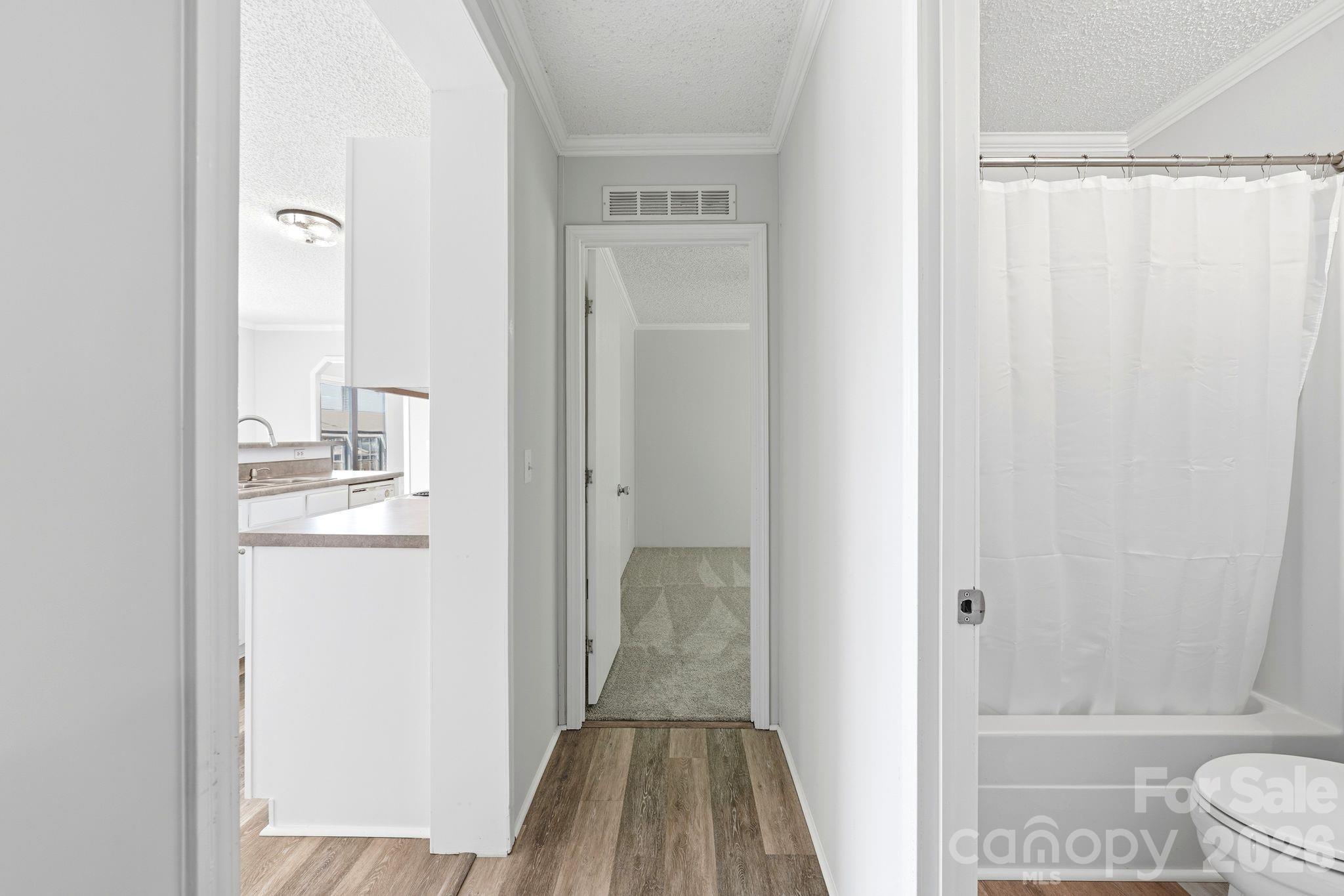 1006 Canada Drive Property Photo 17