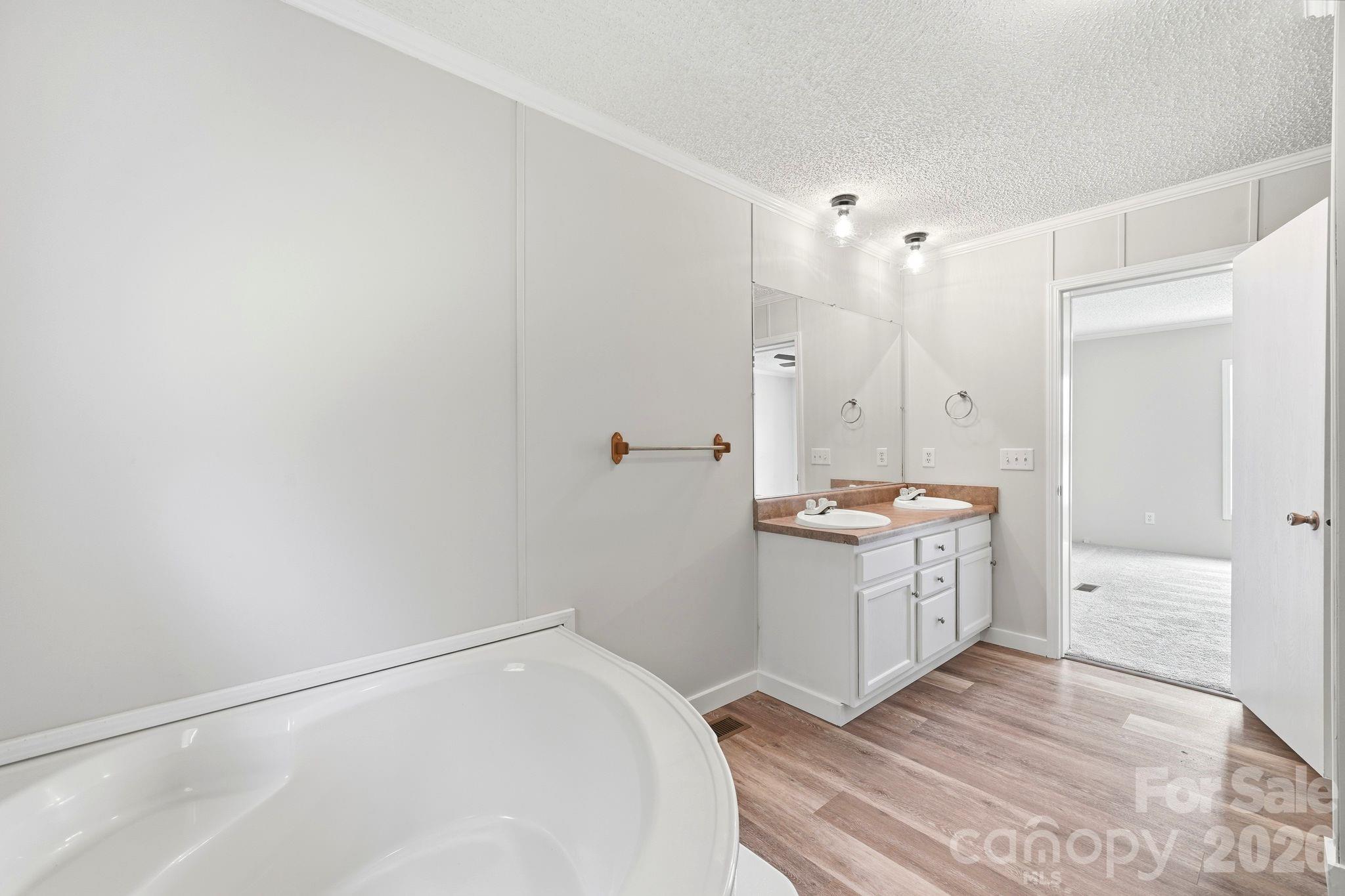 1006 Canada Drive Property Photo 26