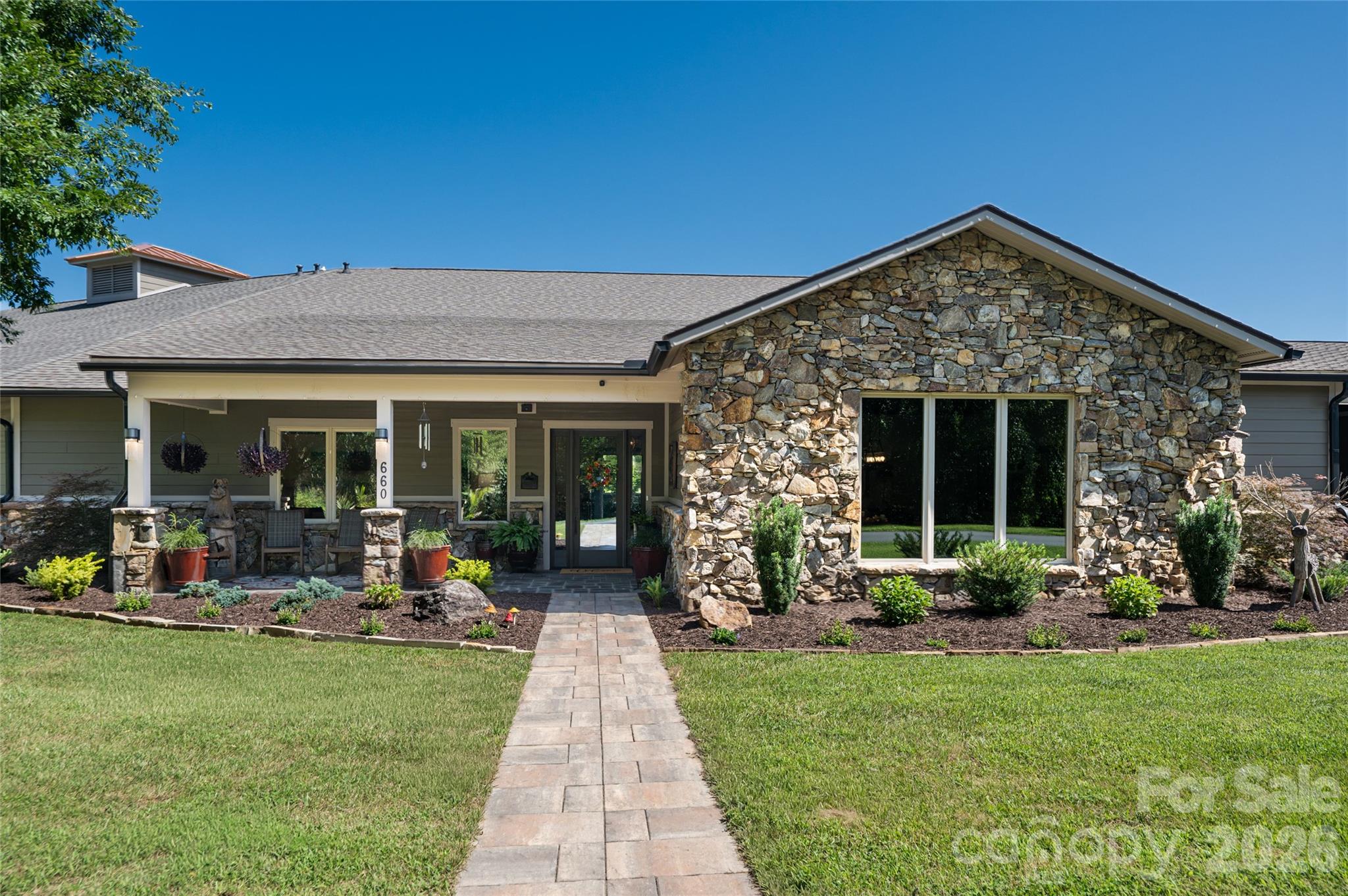 660 Pleasant Grove Road Property Photo 1