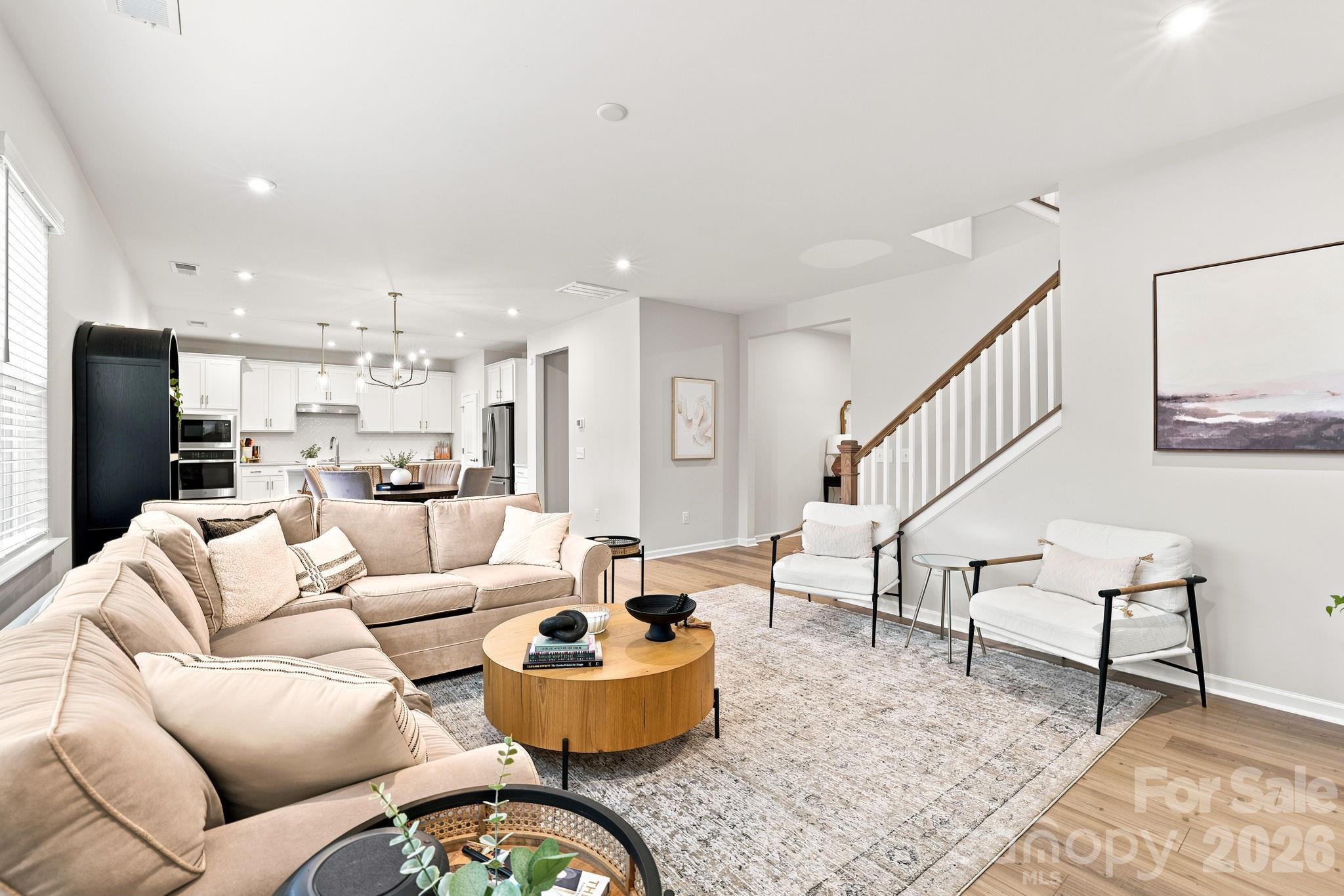 8226 Franklin Trail Street Property Photo 4