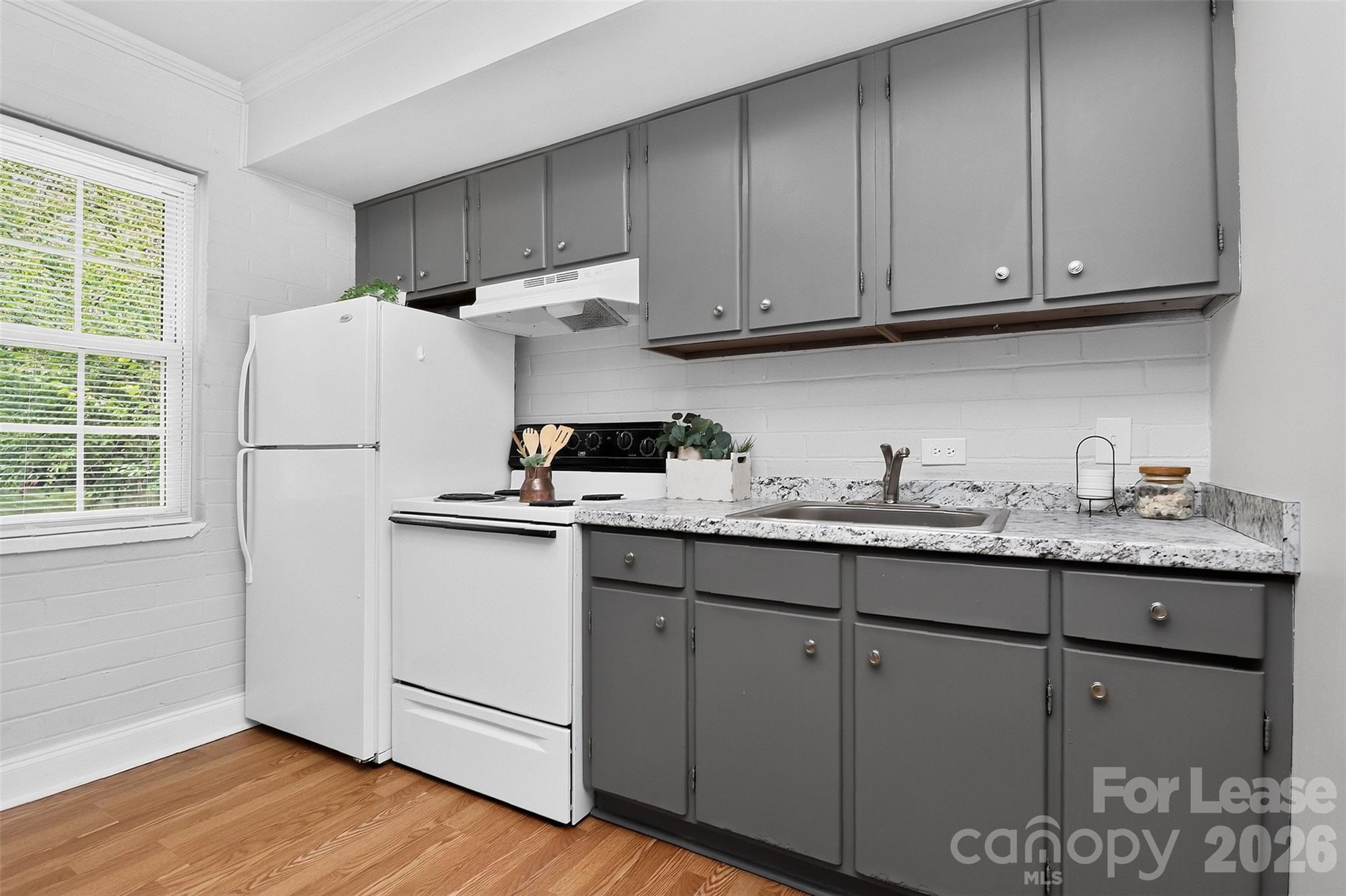 1617 Fulton Avenue A Property Photo 3