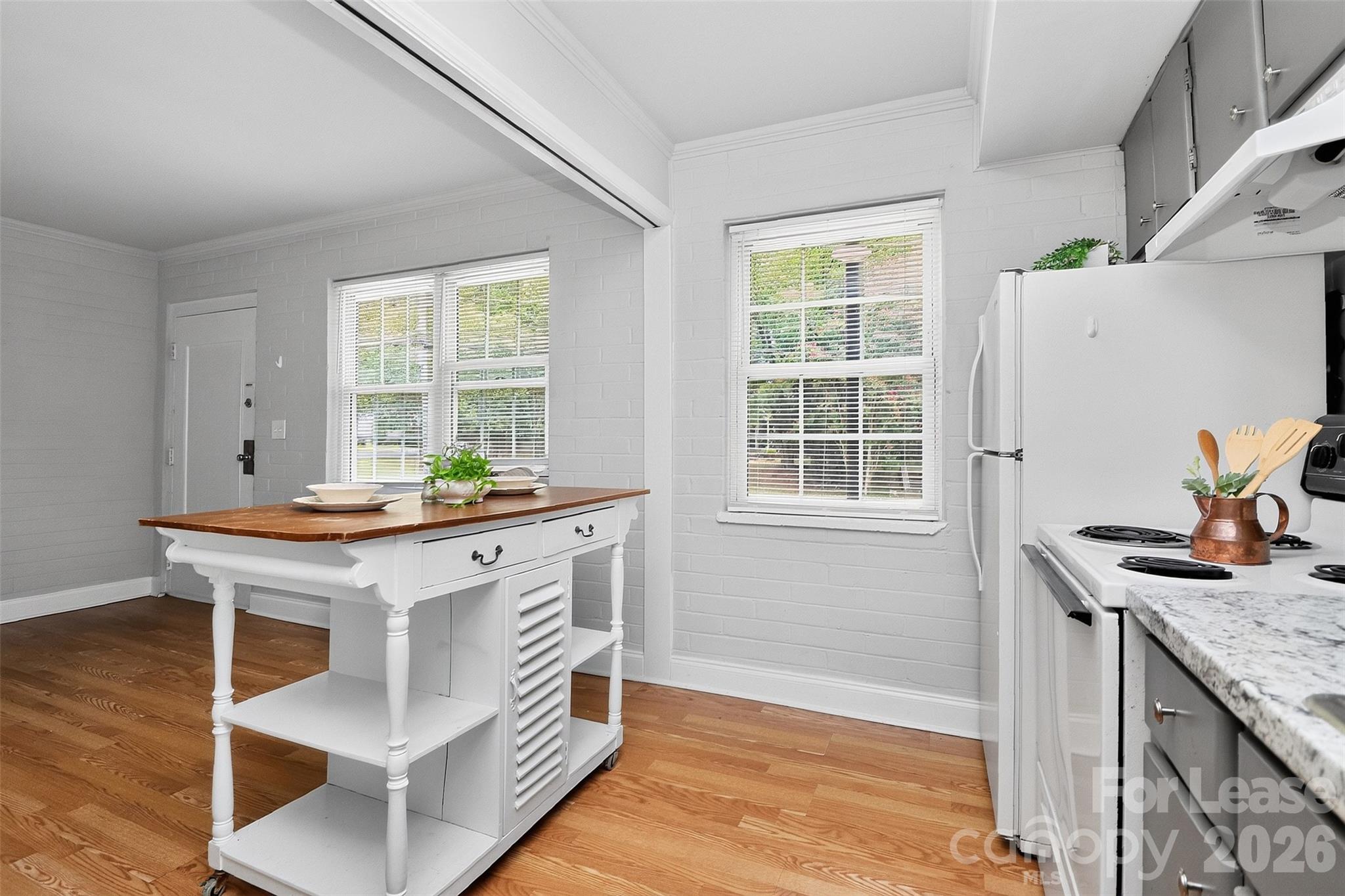 1617 Fulton Avenue A Property Photo 5