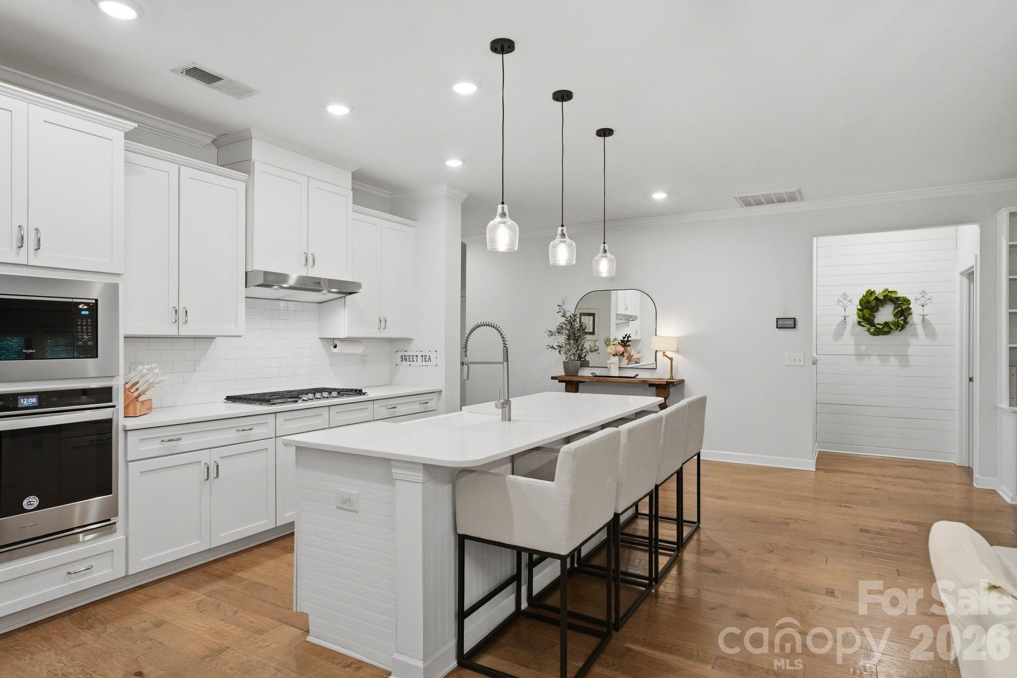 8504 Pennegrove Circle Property Photo 4