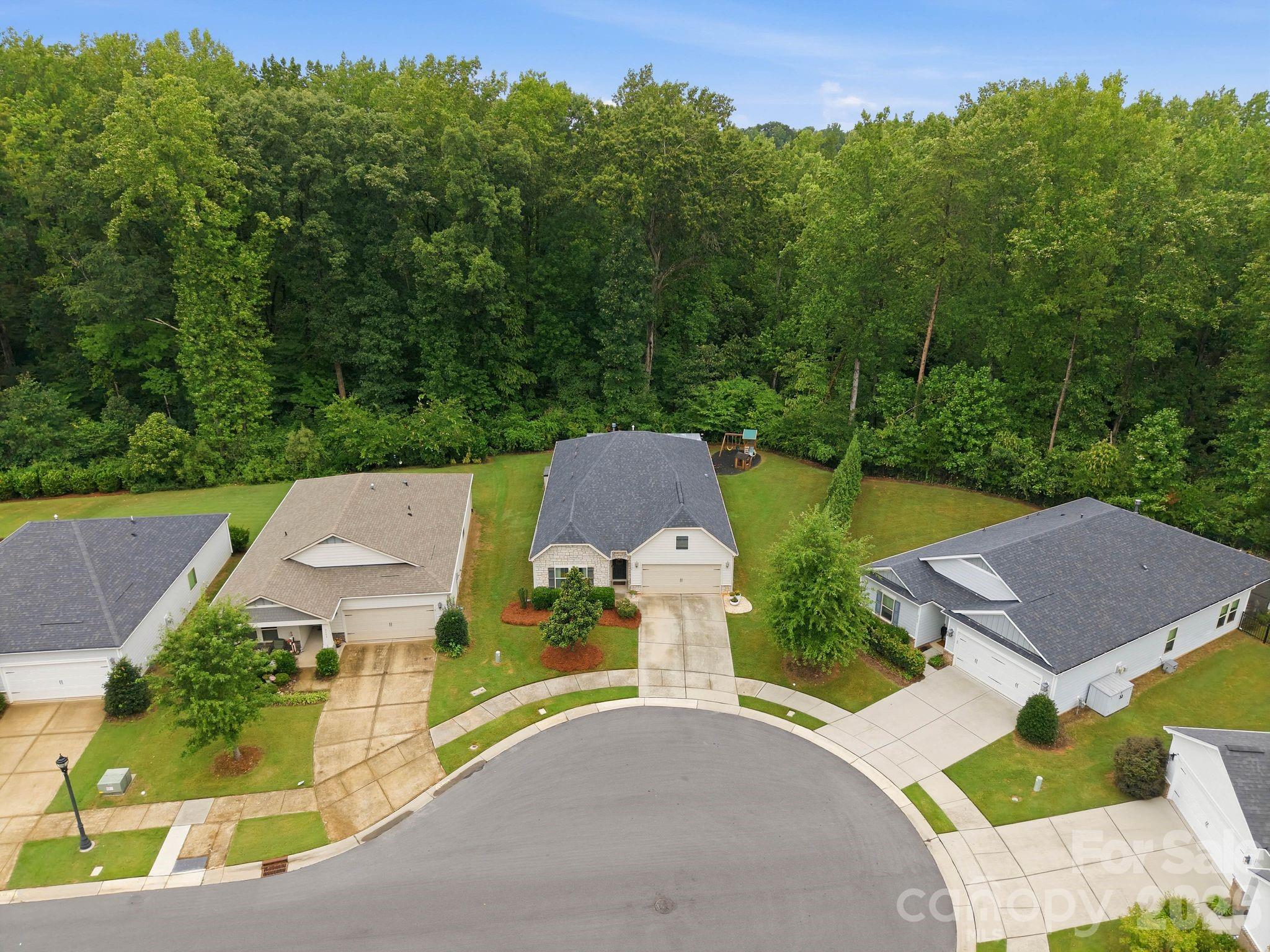 8504 Pennegrove Circle Property Photo 37