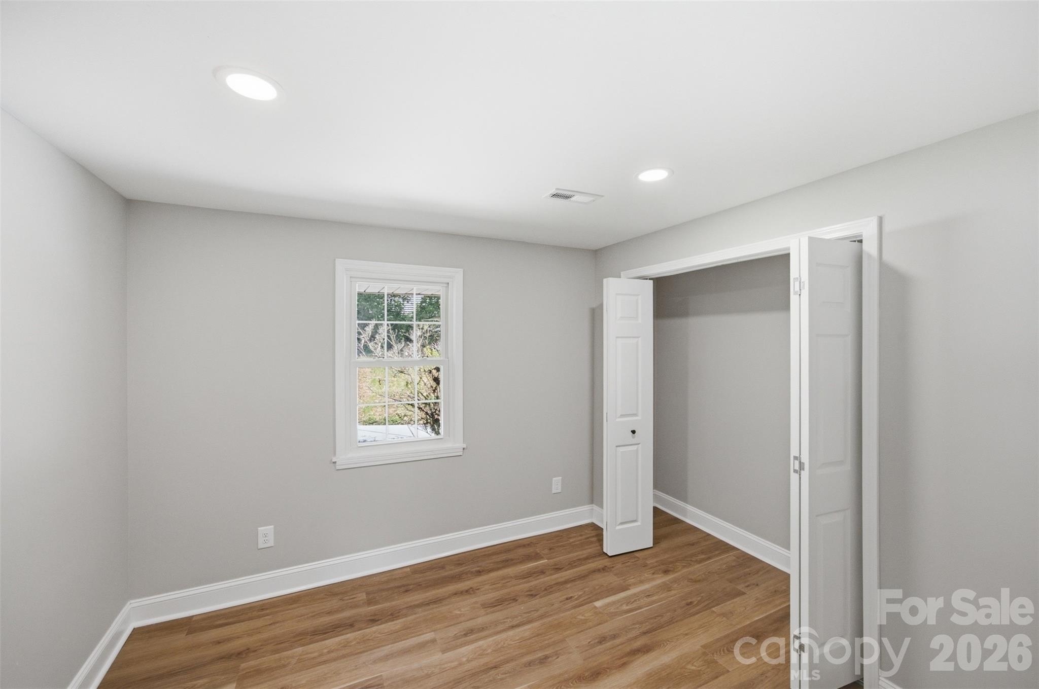 8223 Knollwood Circle Property Photo 17