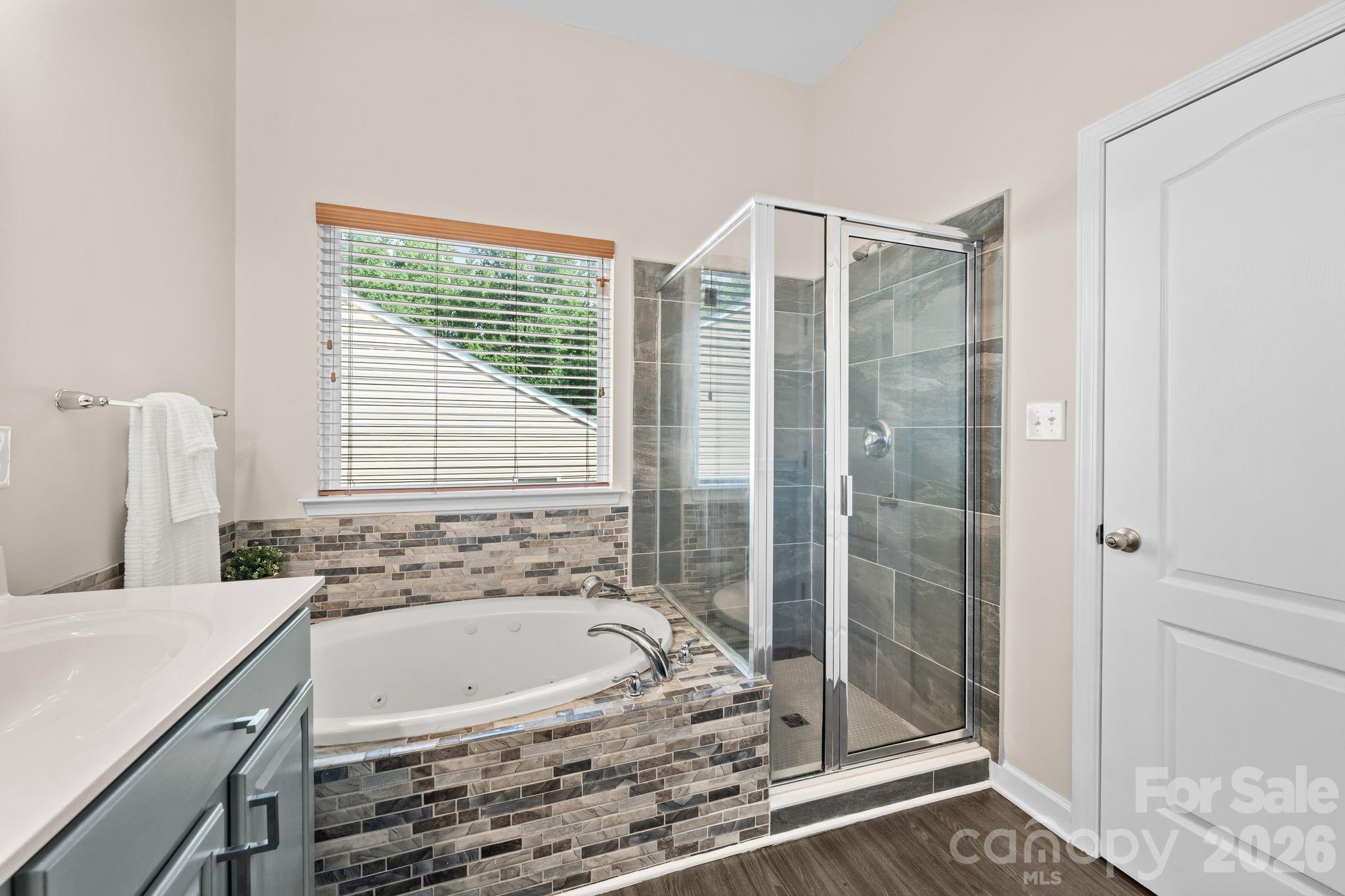 3813 Quiet Creek Circle Property Photo 17