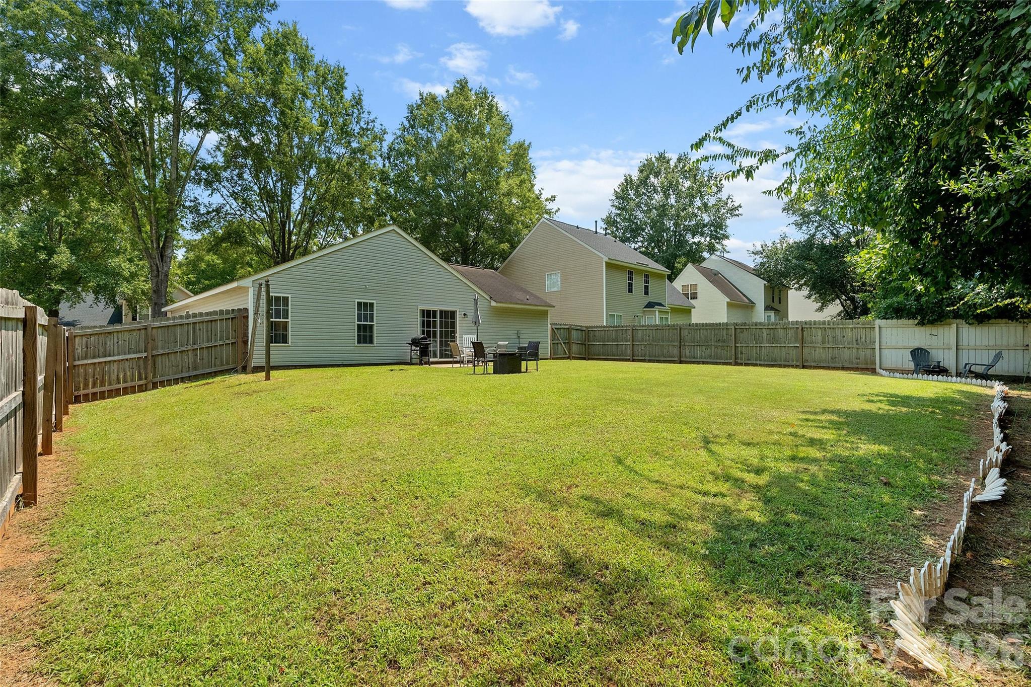 8019 Shiny Meadow Lane Property Photo 24
