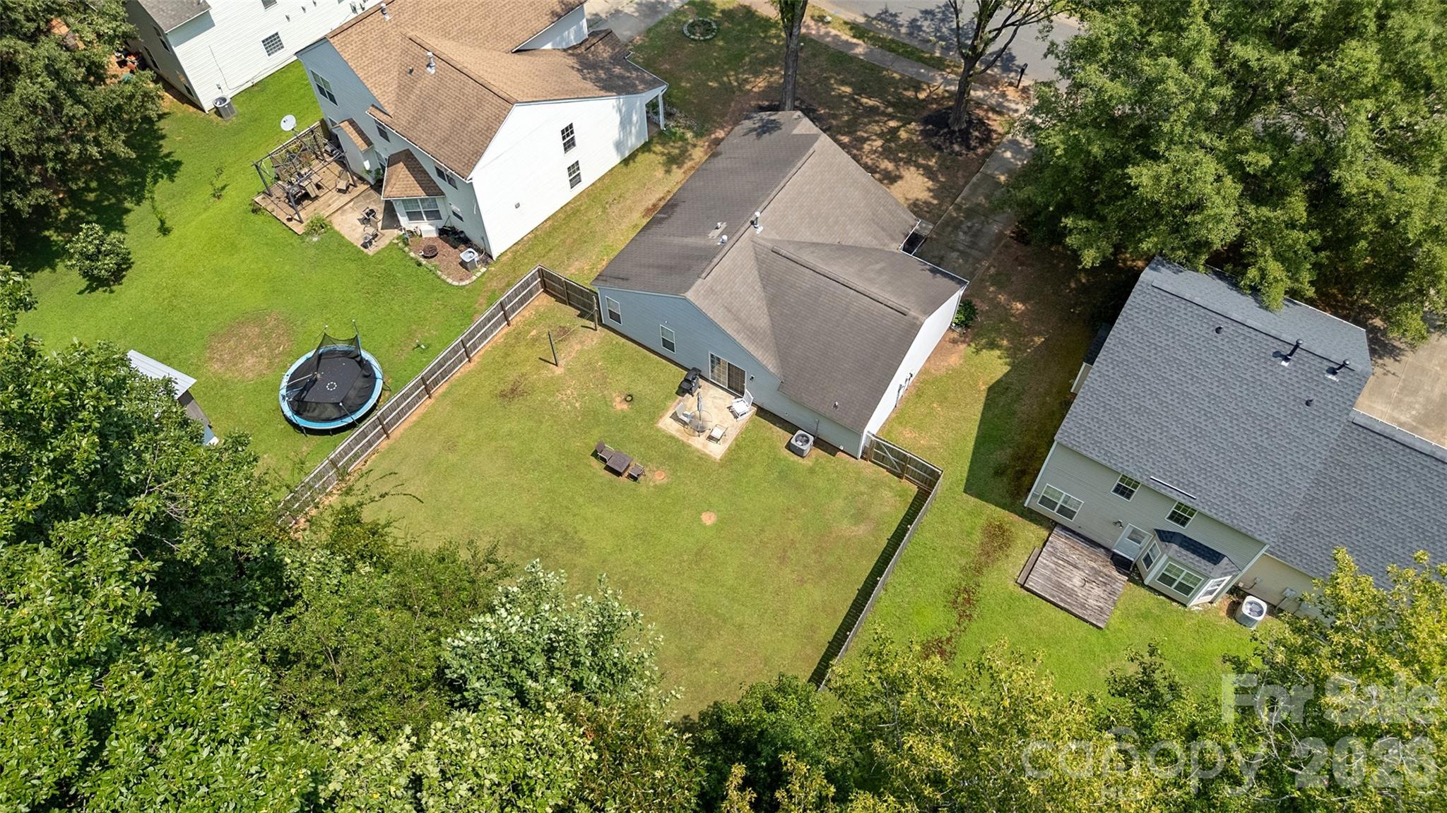 8019 Shiny Meadow Lane Property Photo 28