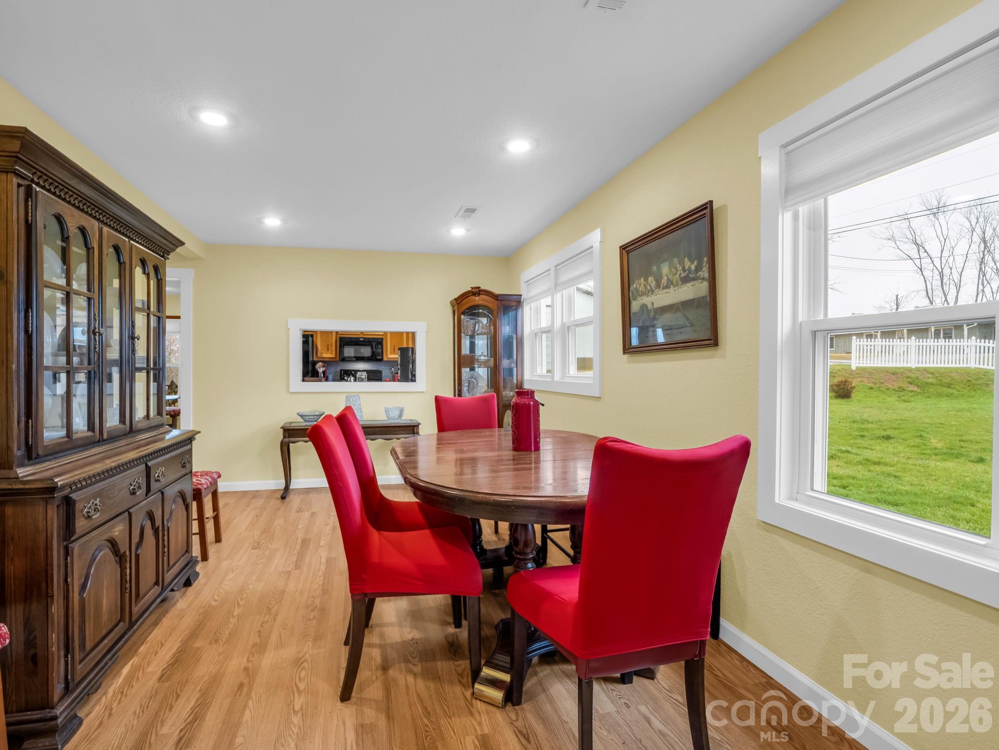 1086 Carters Ridge Road Property Photo 8