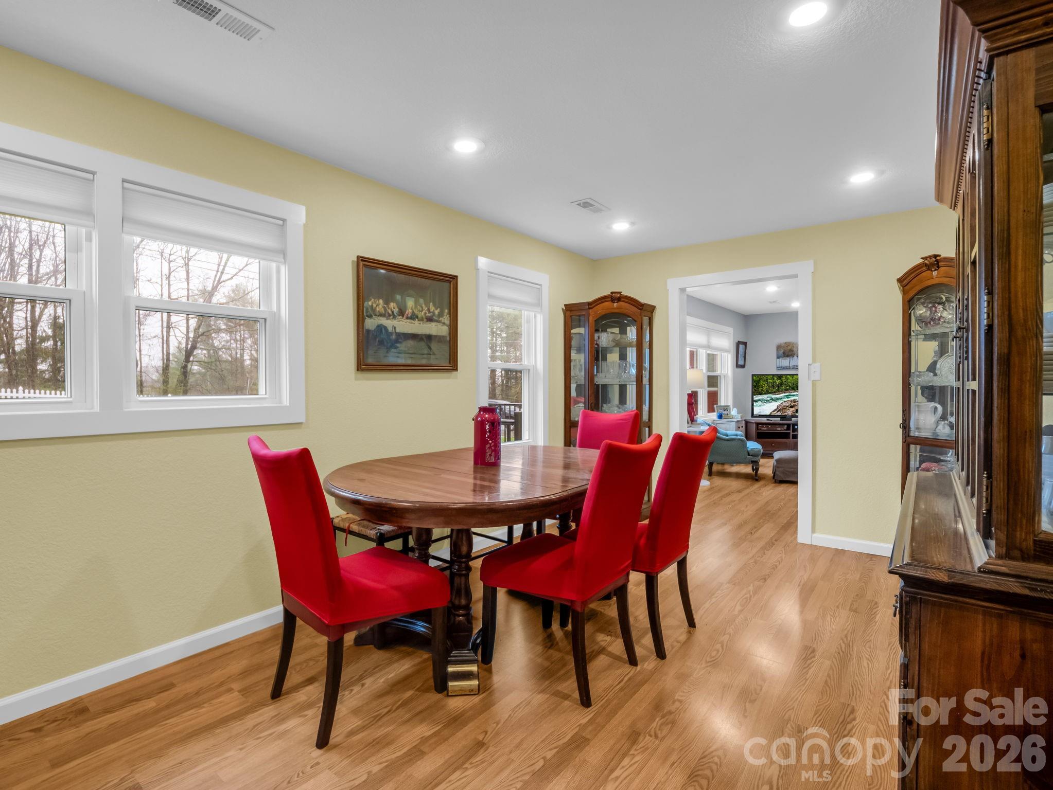 1086 Carters Ridge Road Property Photo 9