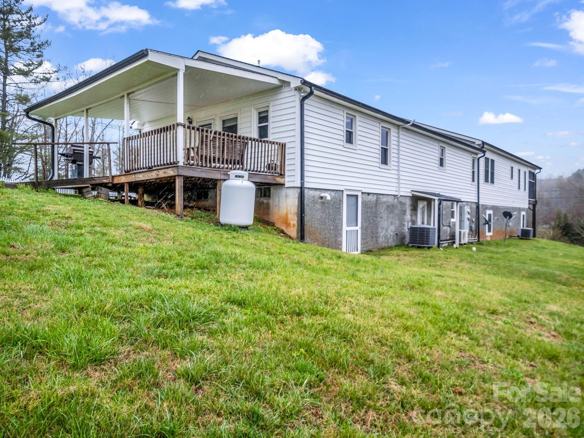 1086 Carters Ridge Road Property Photo 46