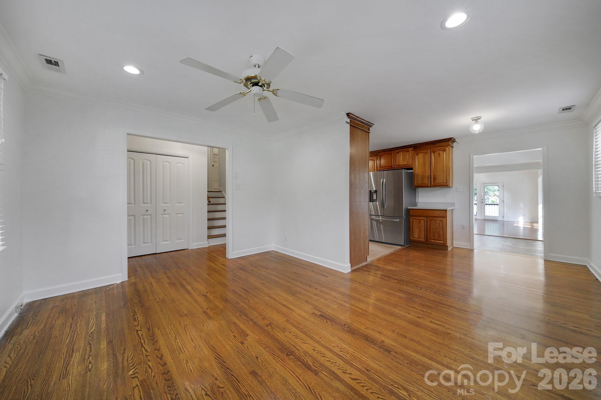 1225 Jersey Lane Property Photo 5