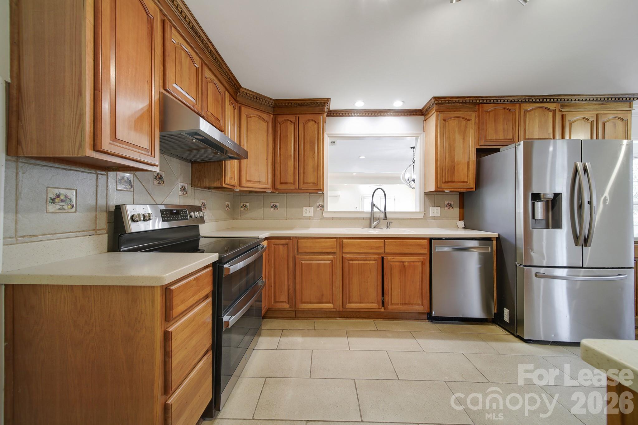 1225 Jersey Lane Property Photo 7