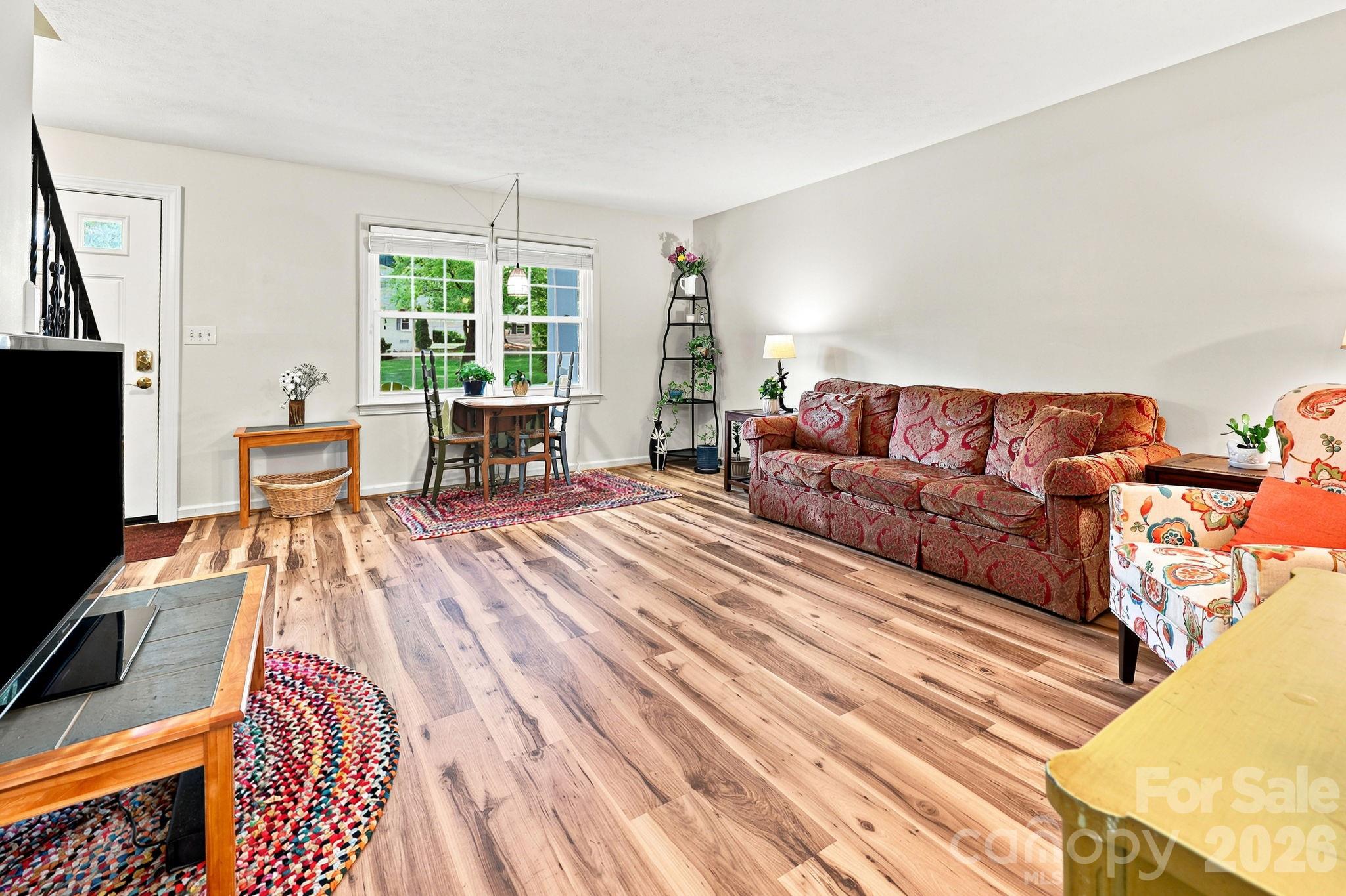 101 Boyd Drive 2c Property Photo 12