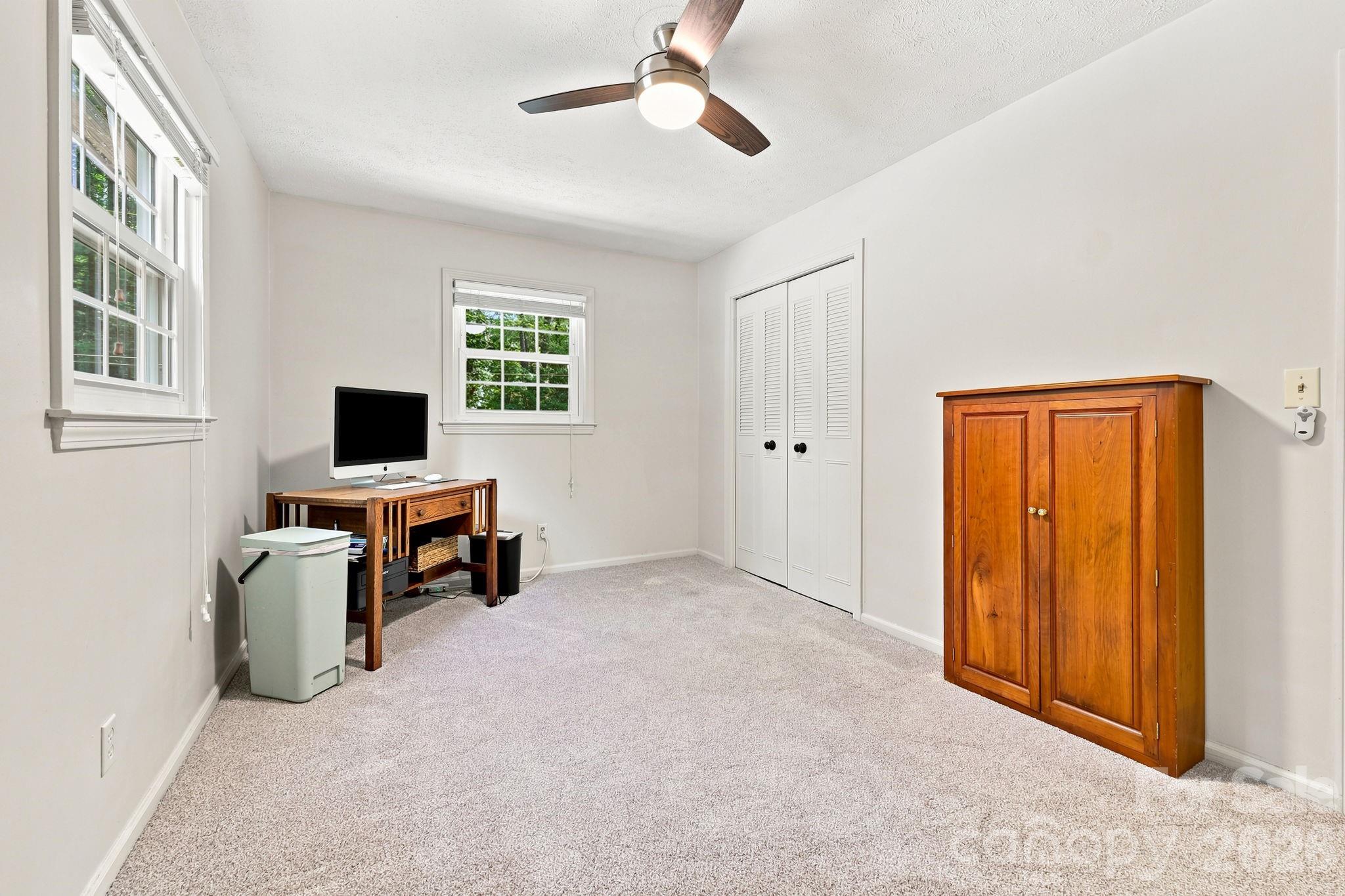 101 Boyd Drive 2c Property Photo 23