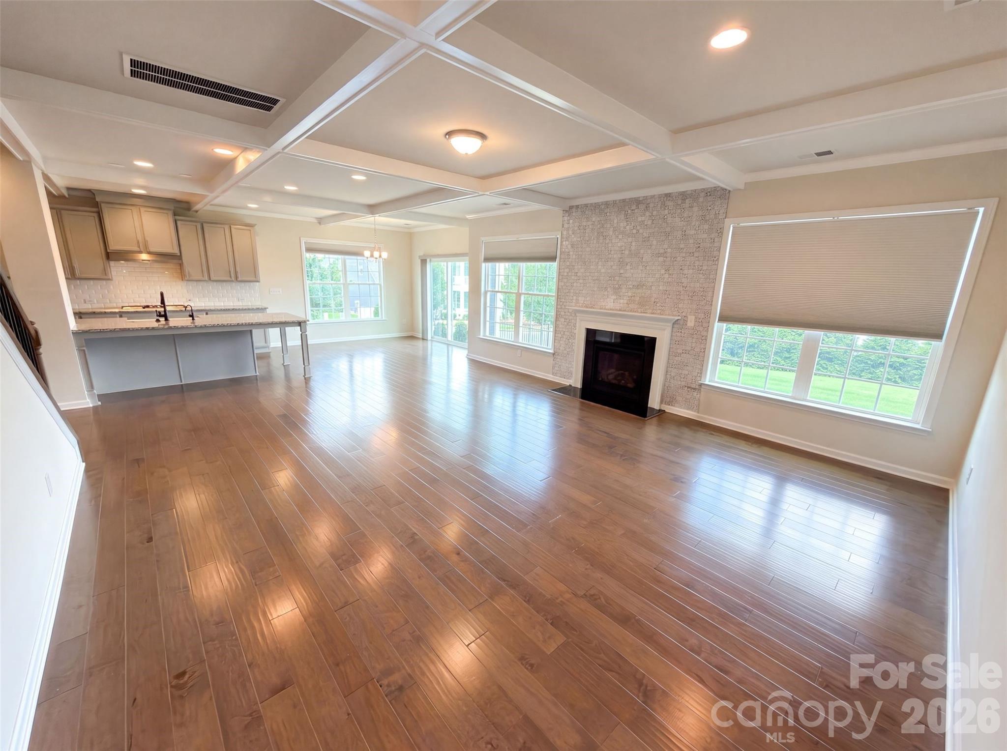 3001 Sterling Drive Property Photo 6