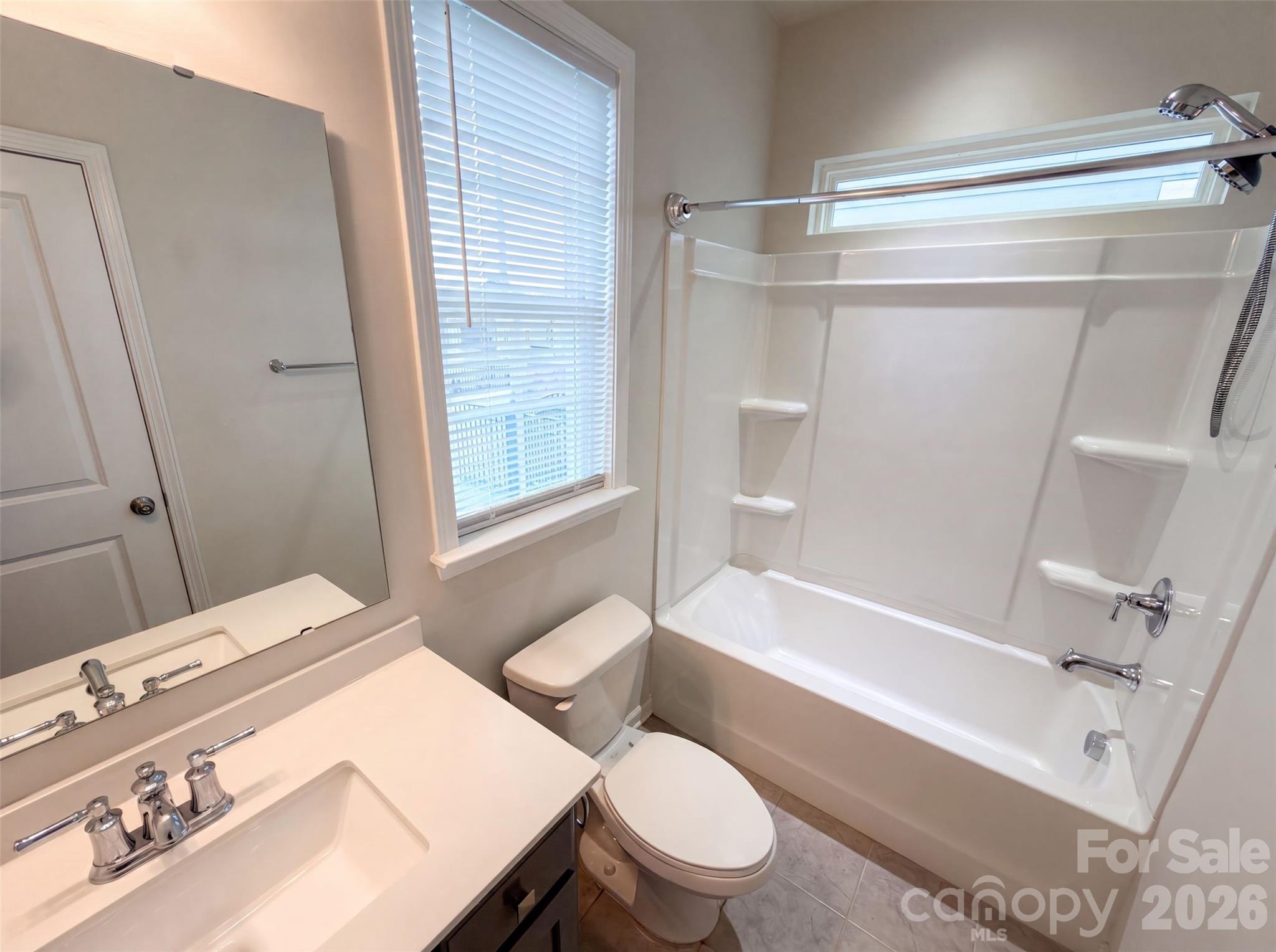 3001 Sterling Drive Property Photo 9