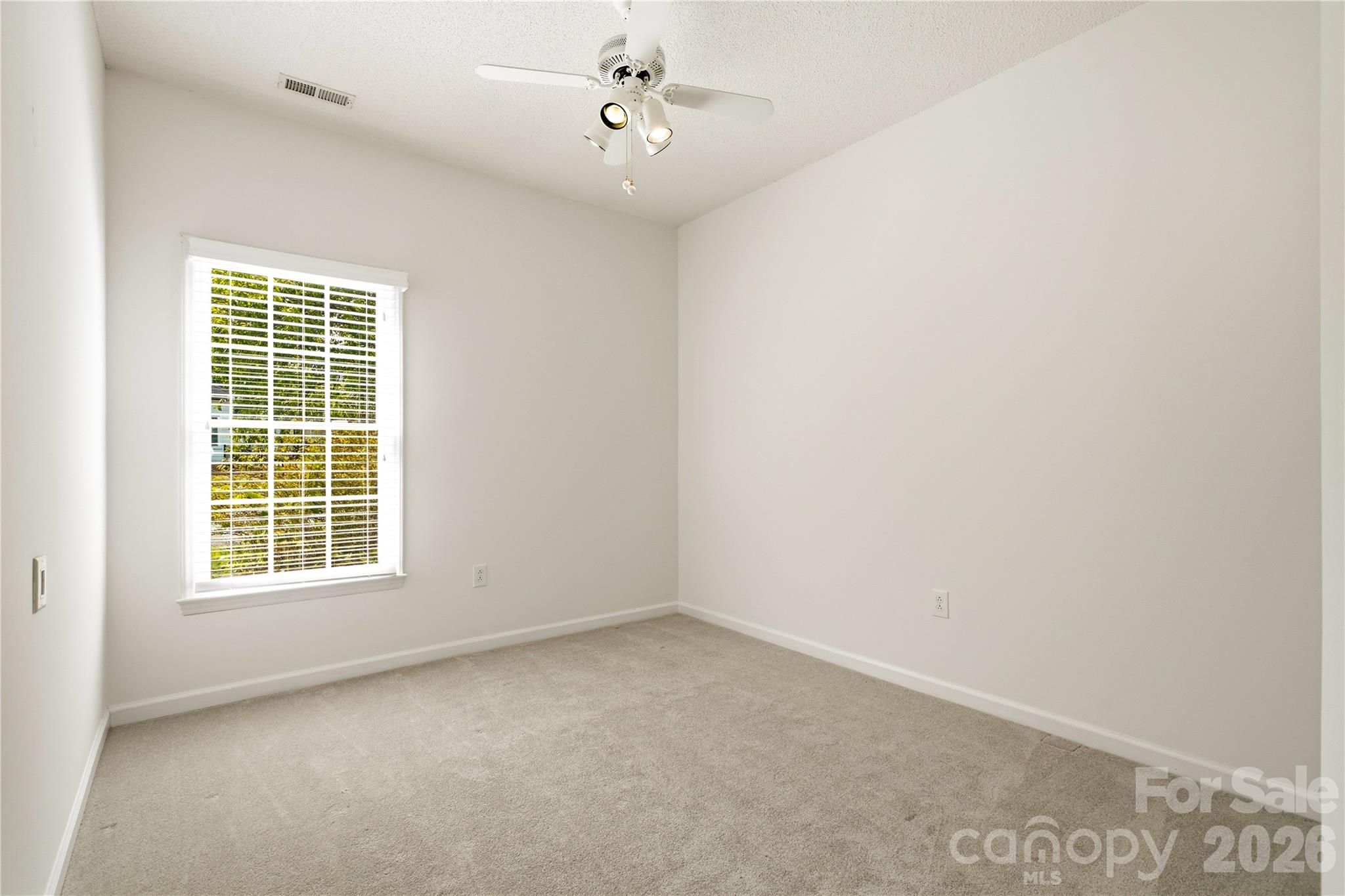 2604 Lamp Post Lane Property Photo 26