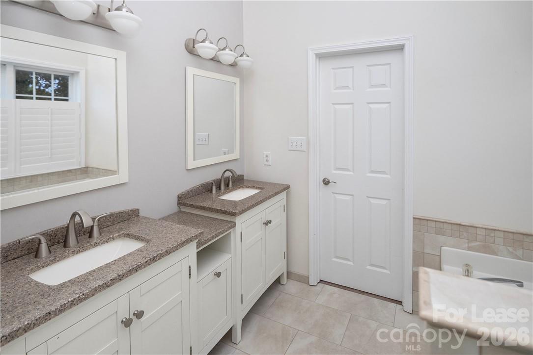 8230 Glamorgan Lane Property Photo 13