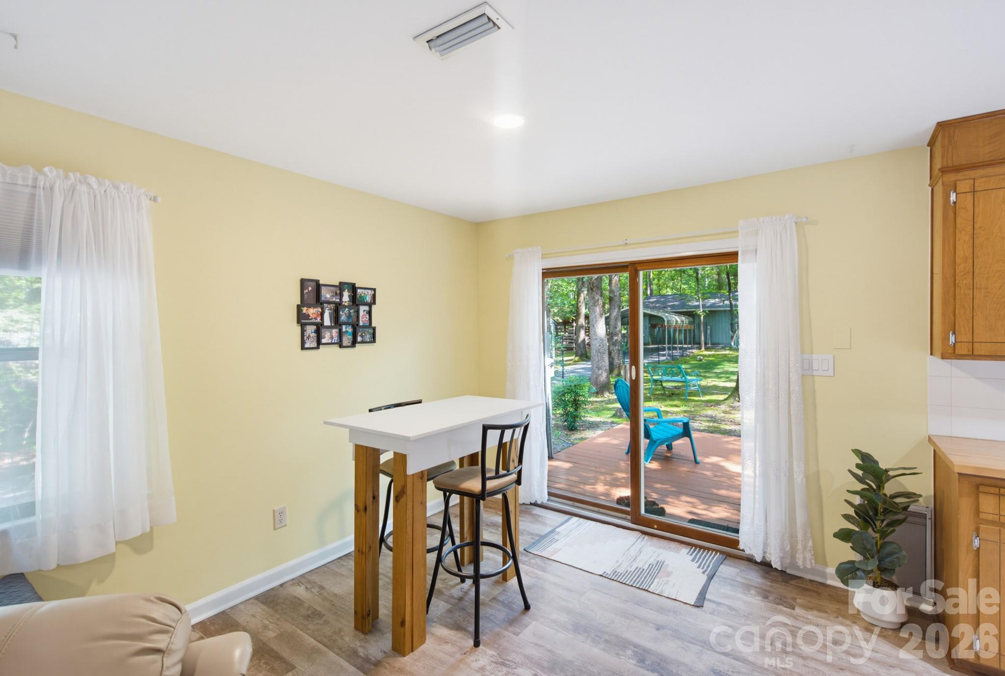 6306 Saddlewood Drive Property Photo 10