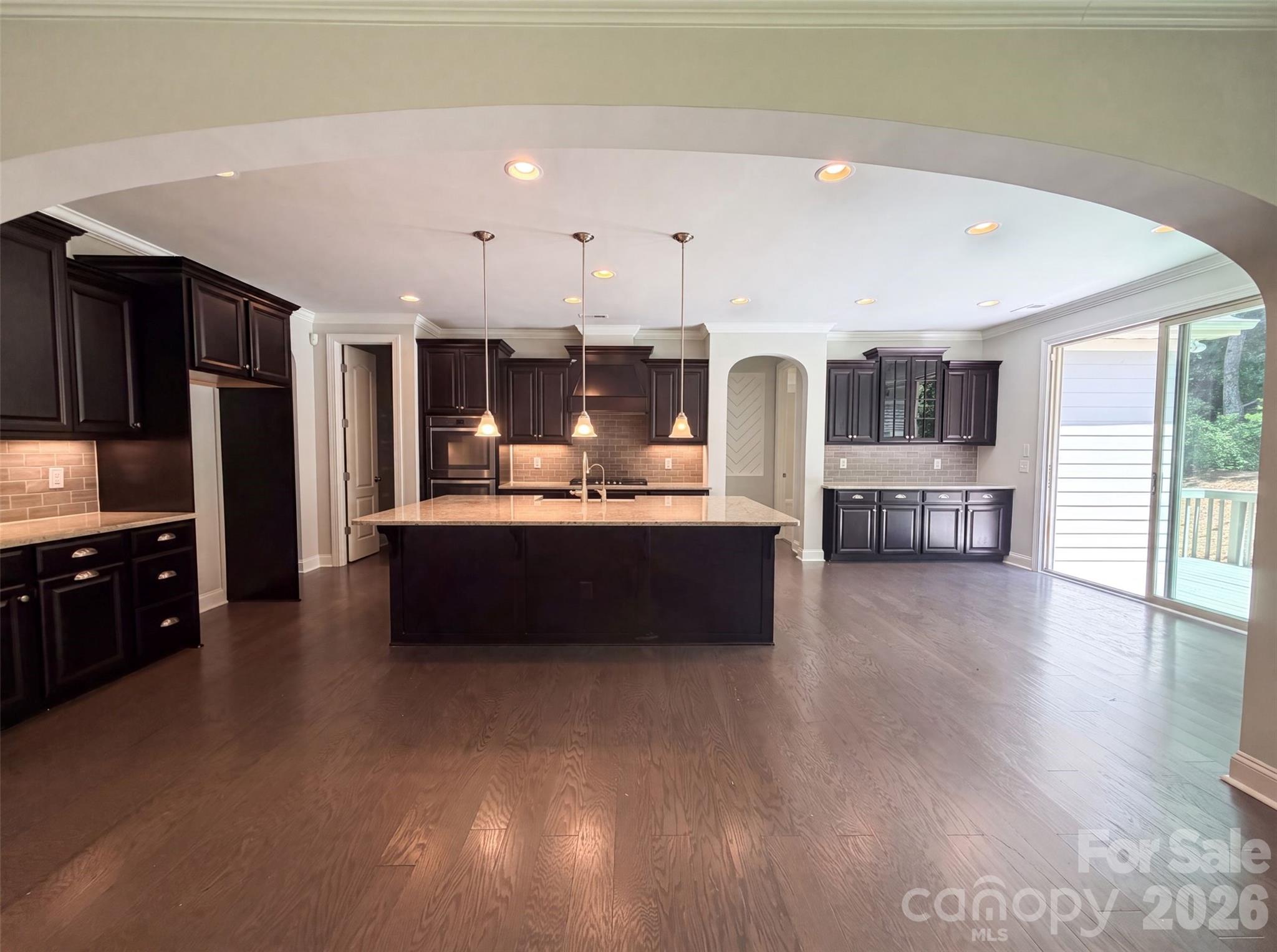 147 Monteray Oaks Circle Property Photo 2