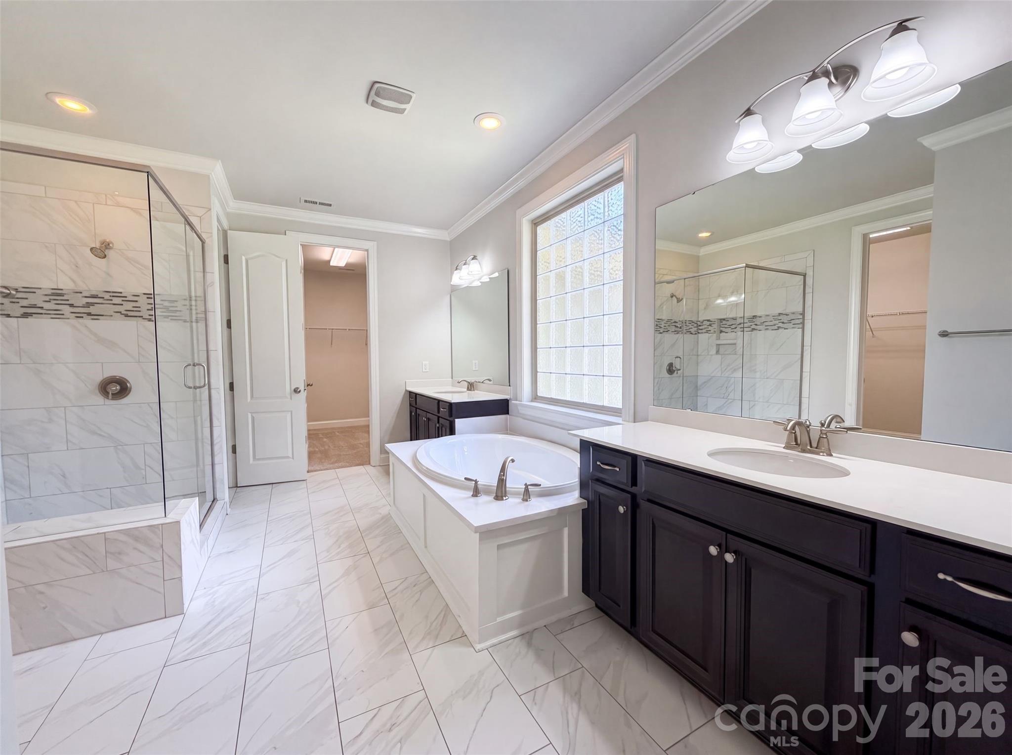 147 Monteray Oaks Circle Property Photo 13