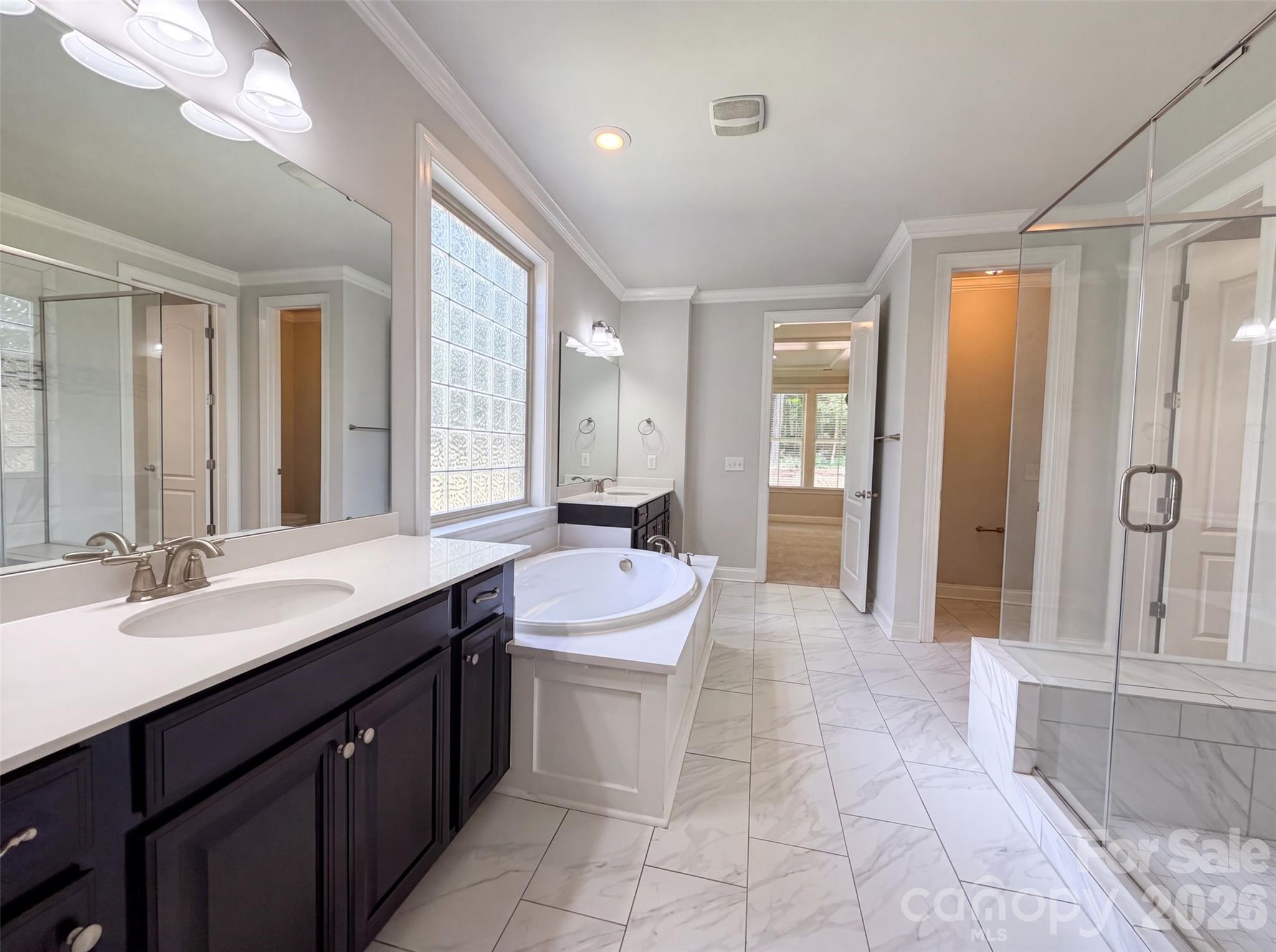 147 Monteray Oaks Circle Property Photo 14