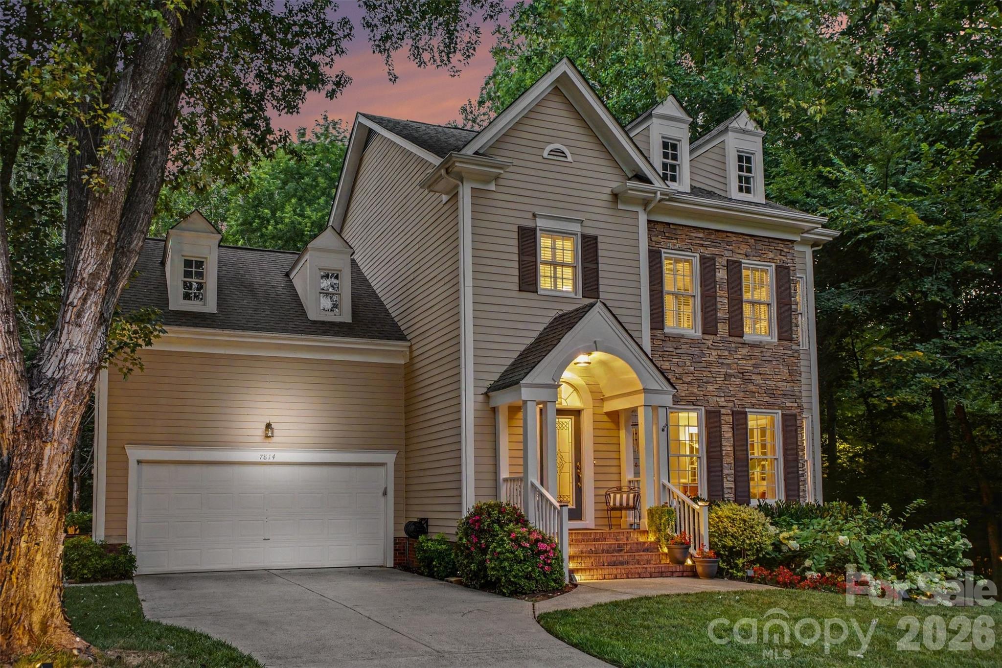 7814 Hollow Oaks Lane Property Photo 1