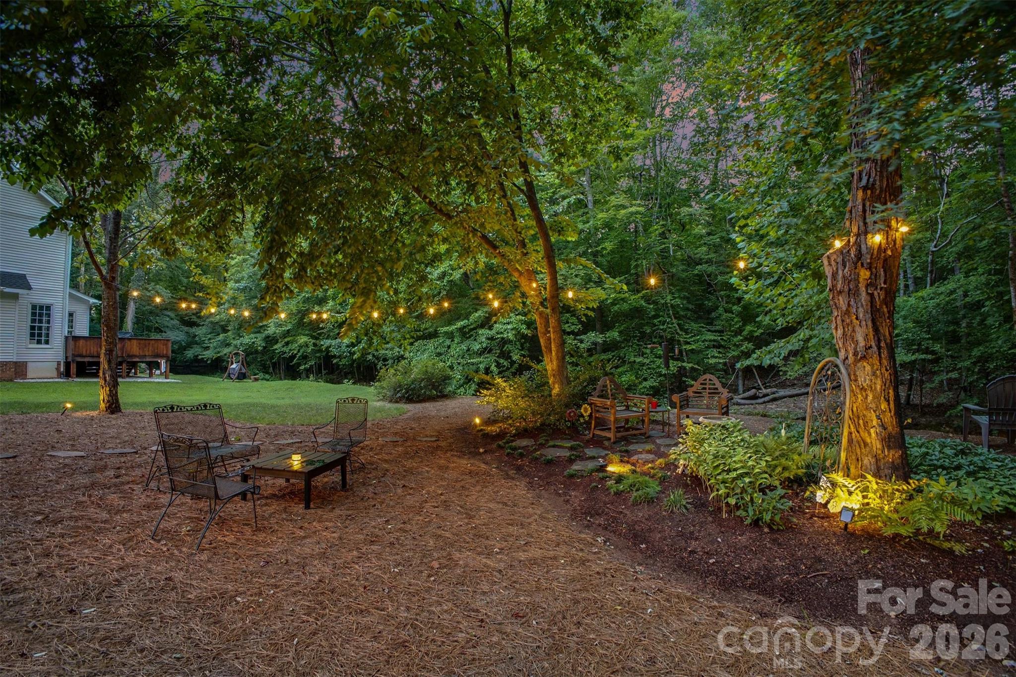 7814 Hollow Oaks Lane Property Photo 9